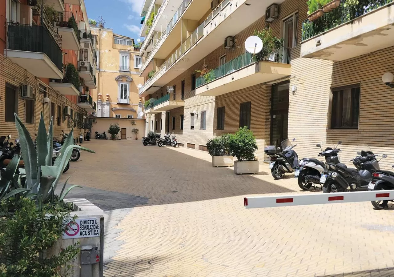 Facade/entrance in Regina Margherita Suite