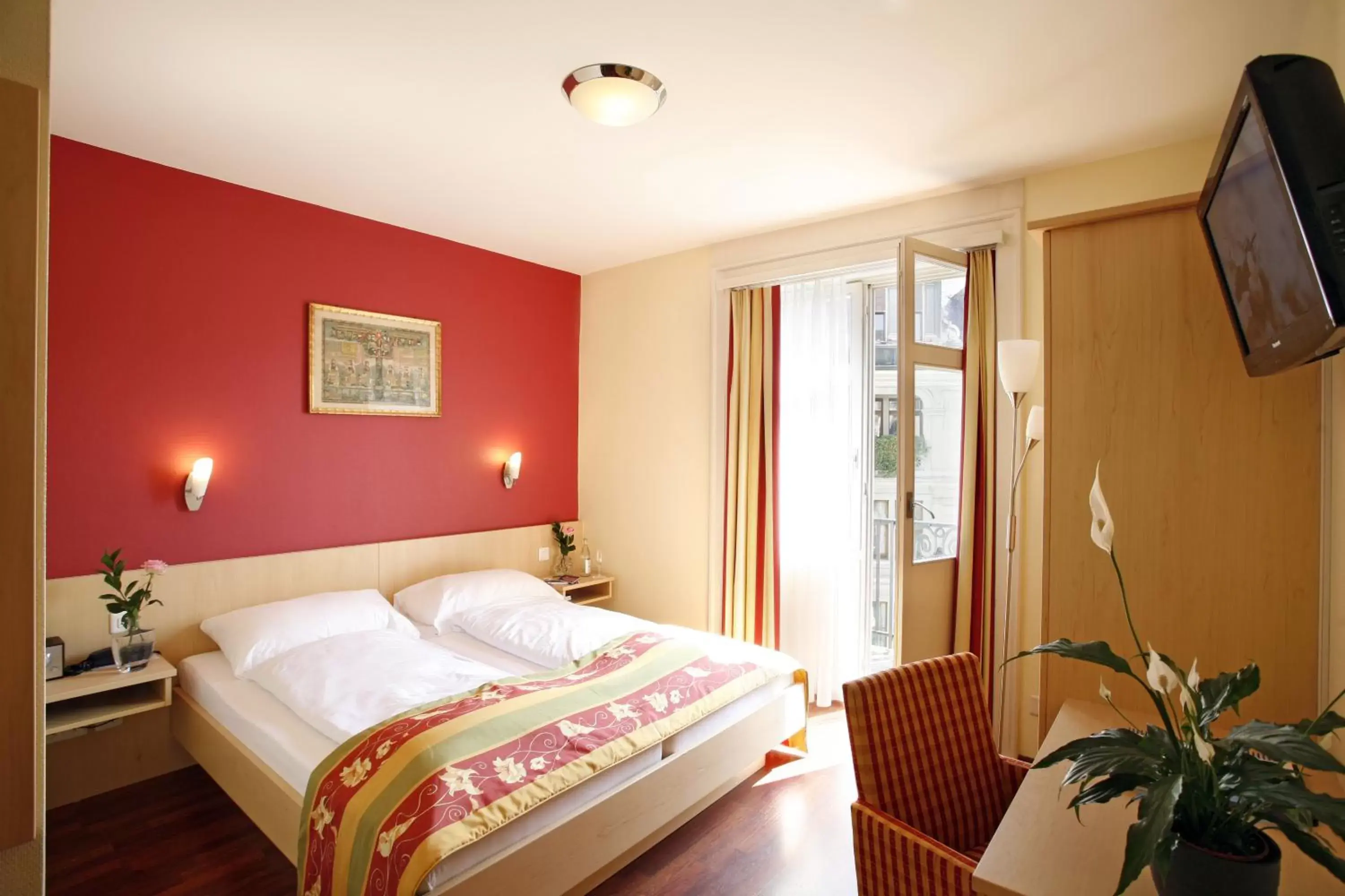 Bed in Hotel De la Paix