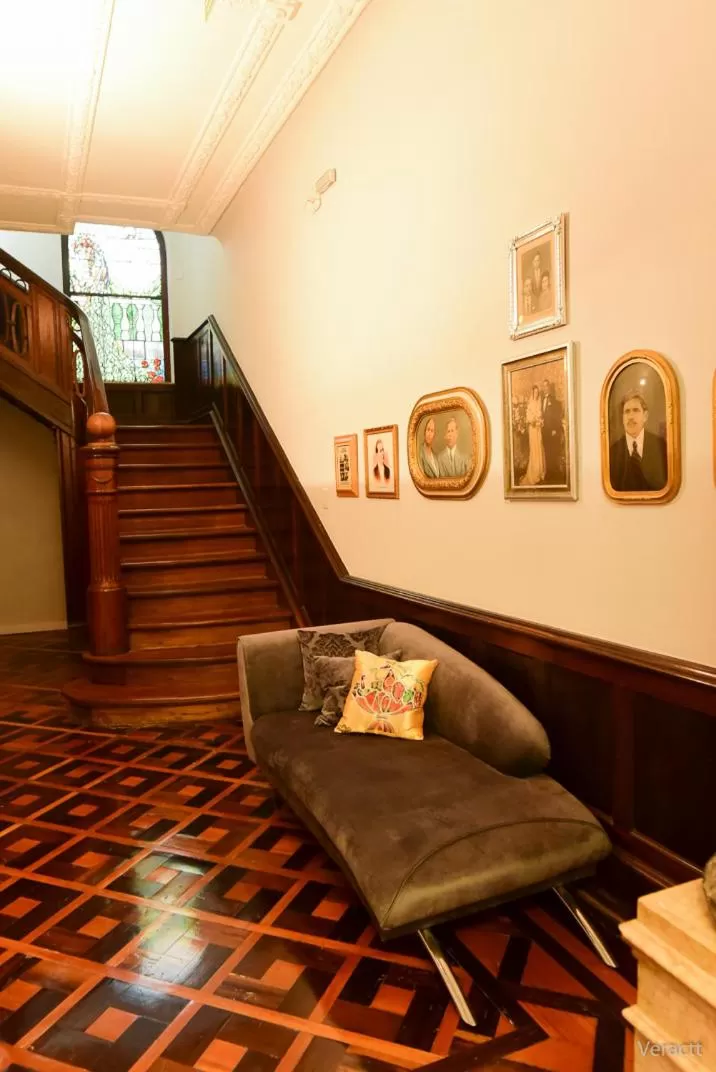 Decorative detail in Hotel Praça da Matriz