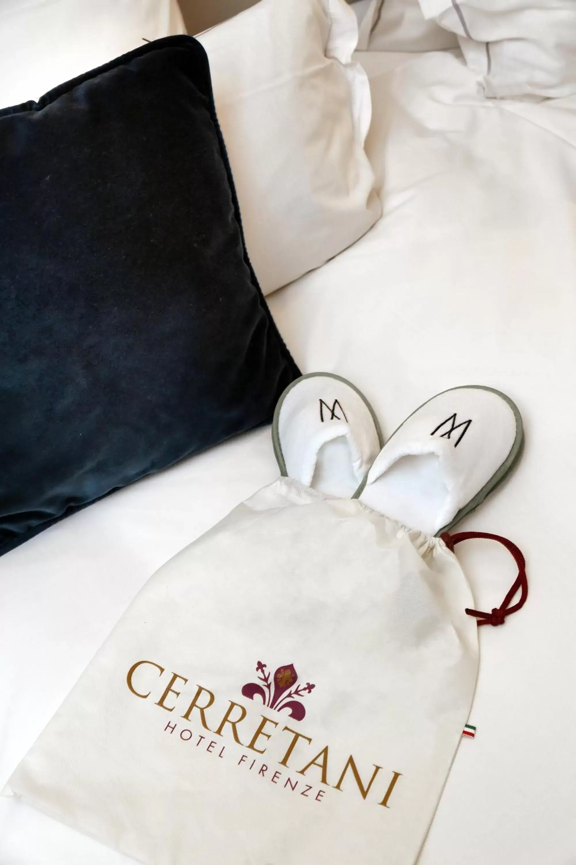 Decorative detail, Bed in Hotel Cerretani Firenze - MGallery Collection