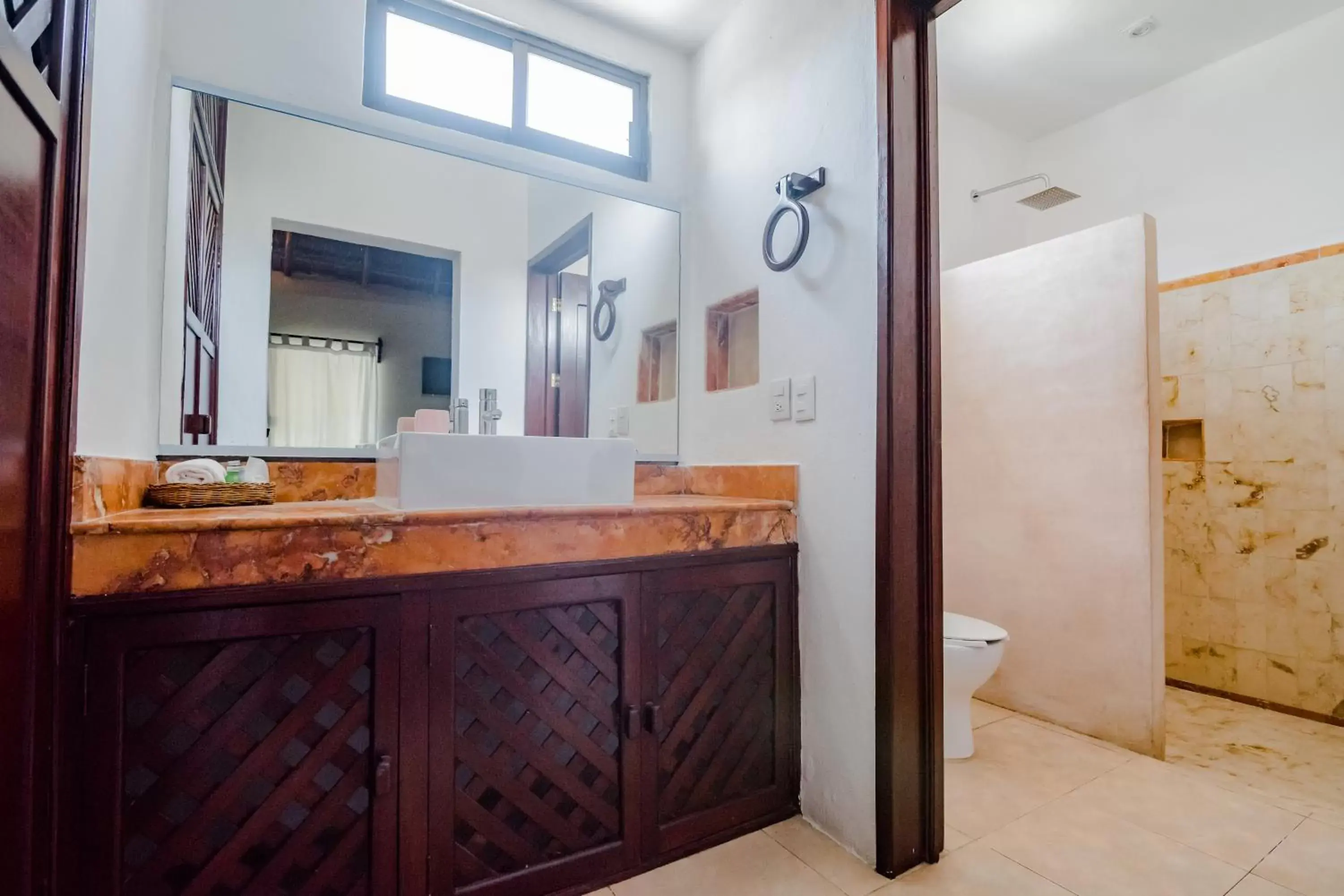 Bathroom in Na Balam Hotel