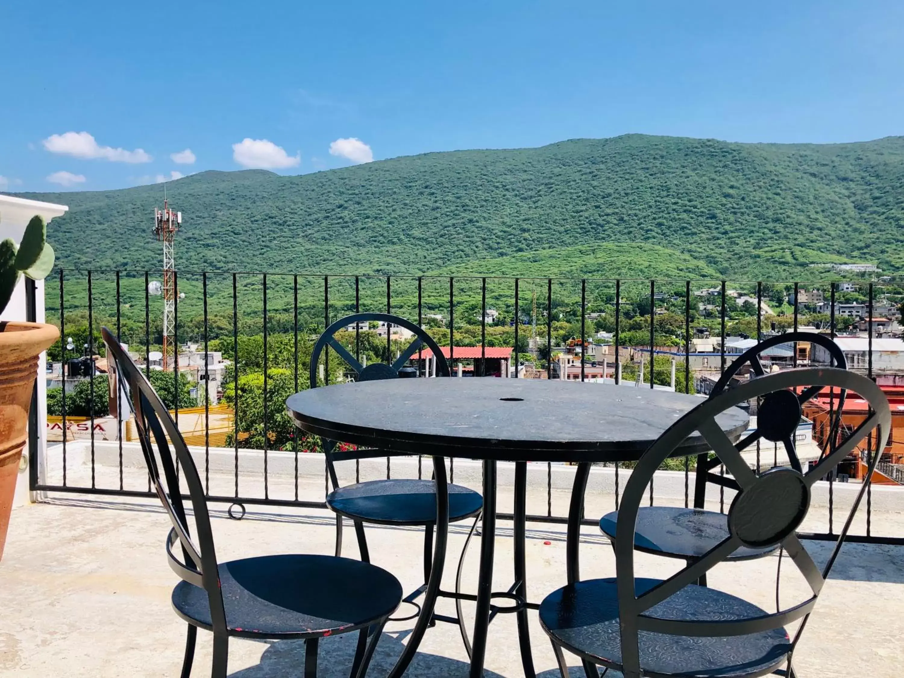 Patio, Mountain View in Hotel Carretas by Rotamundos