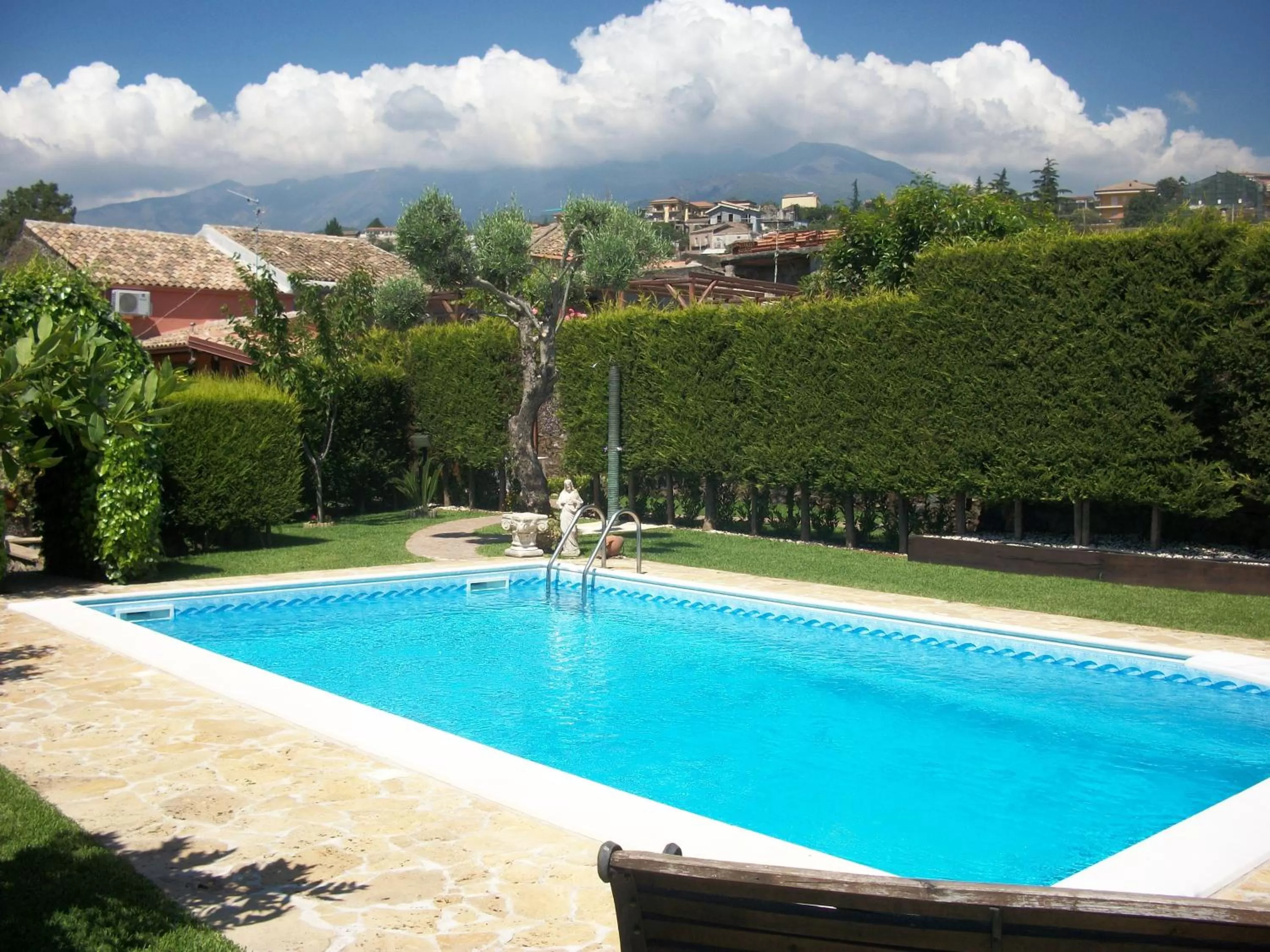 Garden view, Swimming Pool in Etma