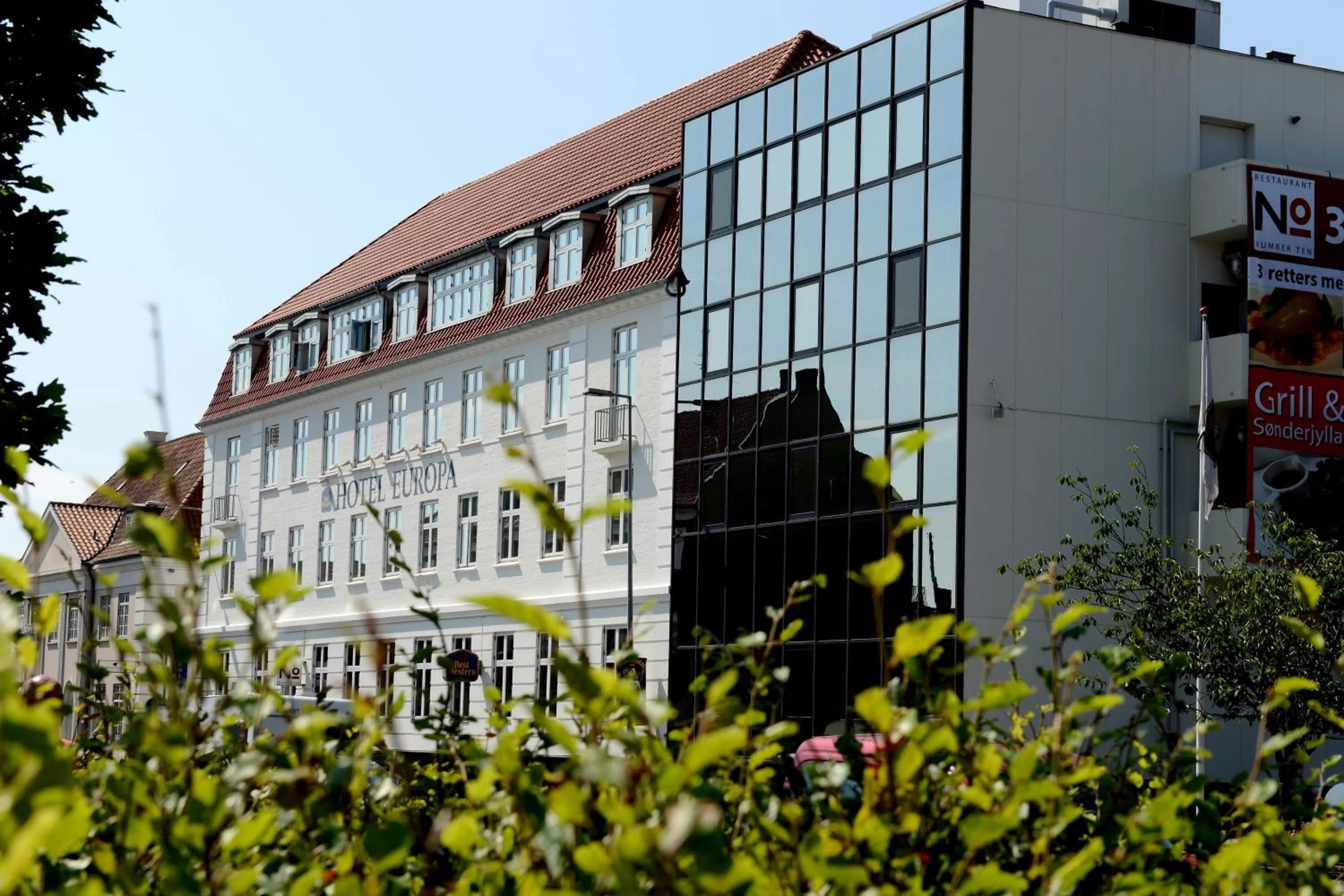 Facade/entrance in Hotel Europa