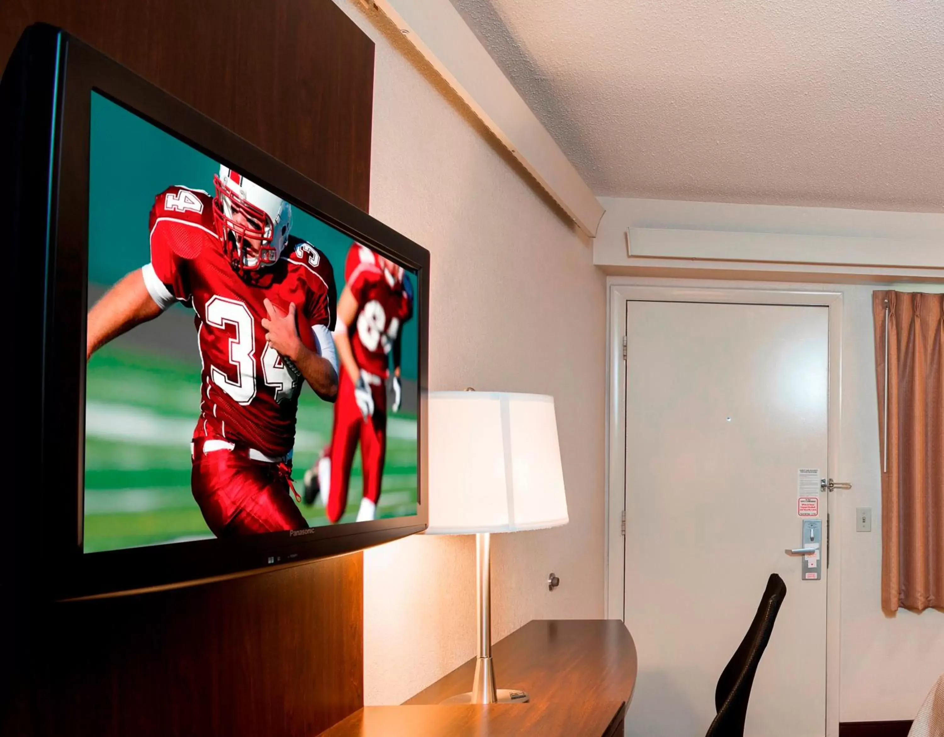 Photo of the whole room, TV/Entertainment Center in Red Roof Inn Marietta