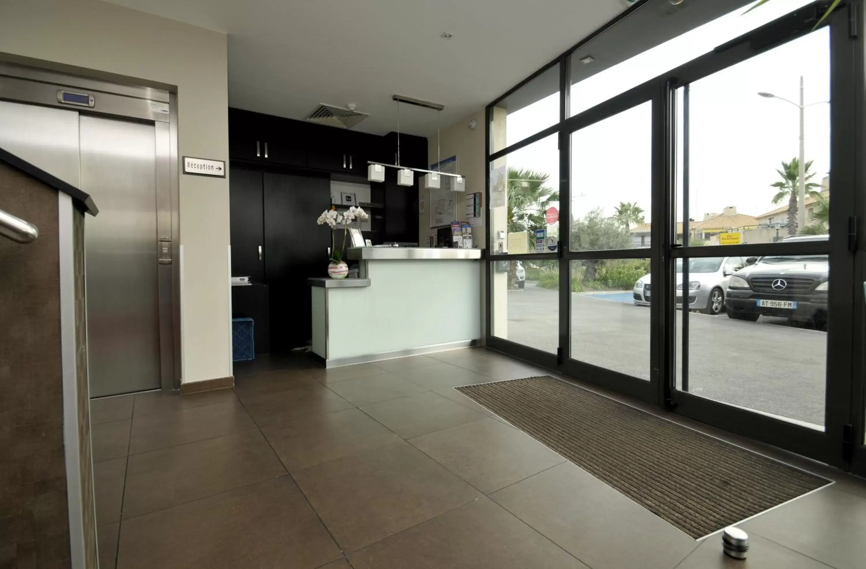 Lobby or reception in Hôtel Baptistin Lobby or reception in Hôtel Baptistin