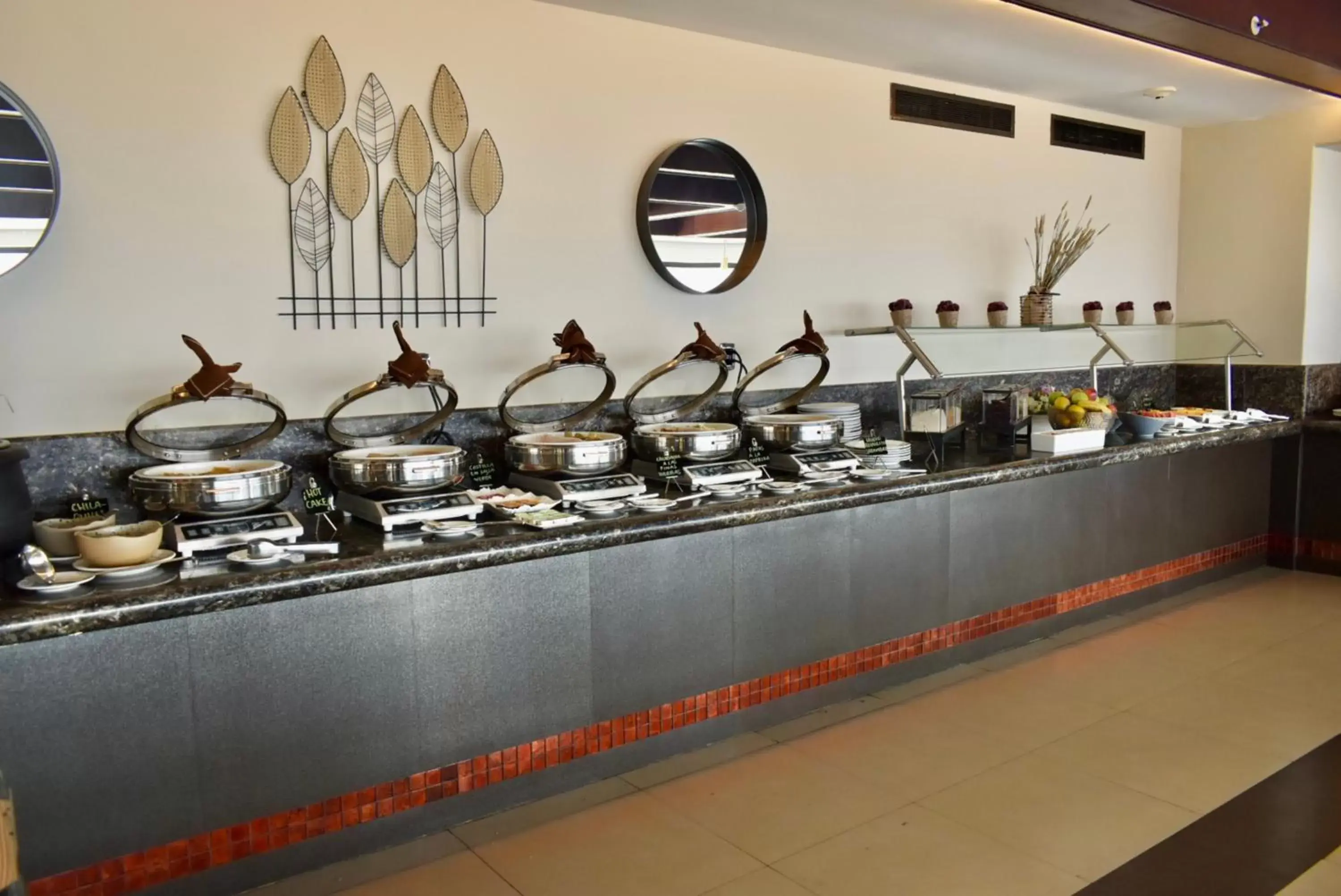 Restaurant/Places to Eat in Hotel Diamante Queretaro