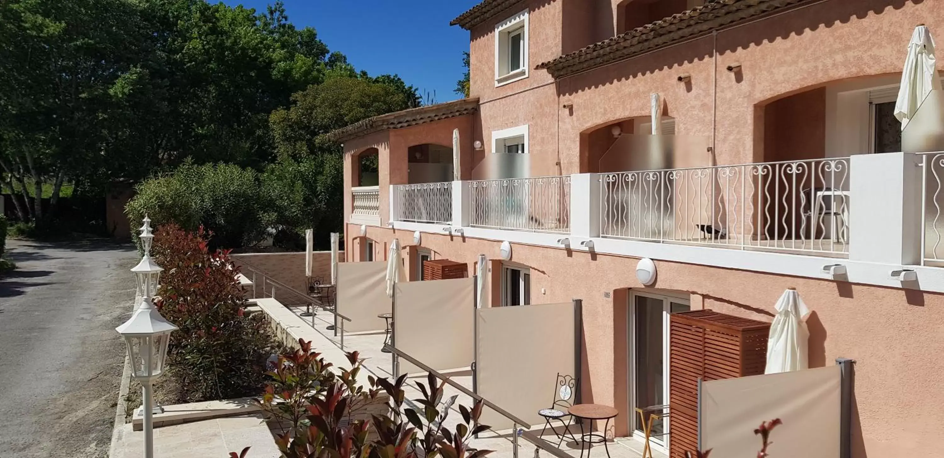 Property Building in Les Bastides Saint Paul