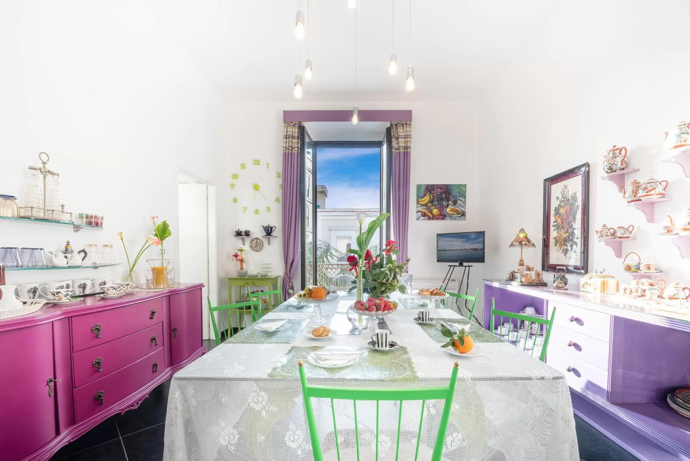 Breakfast in Maria Vittoria Charming Rooms and Apartments