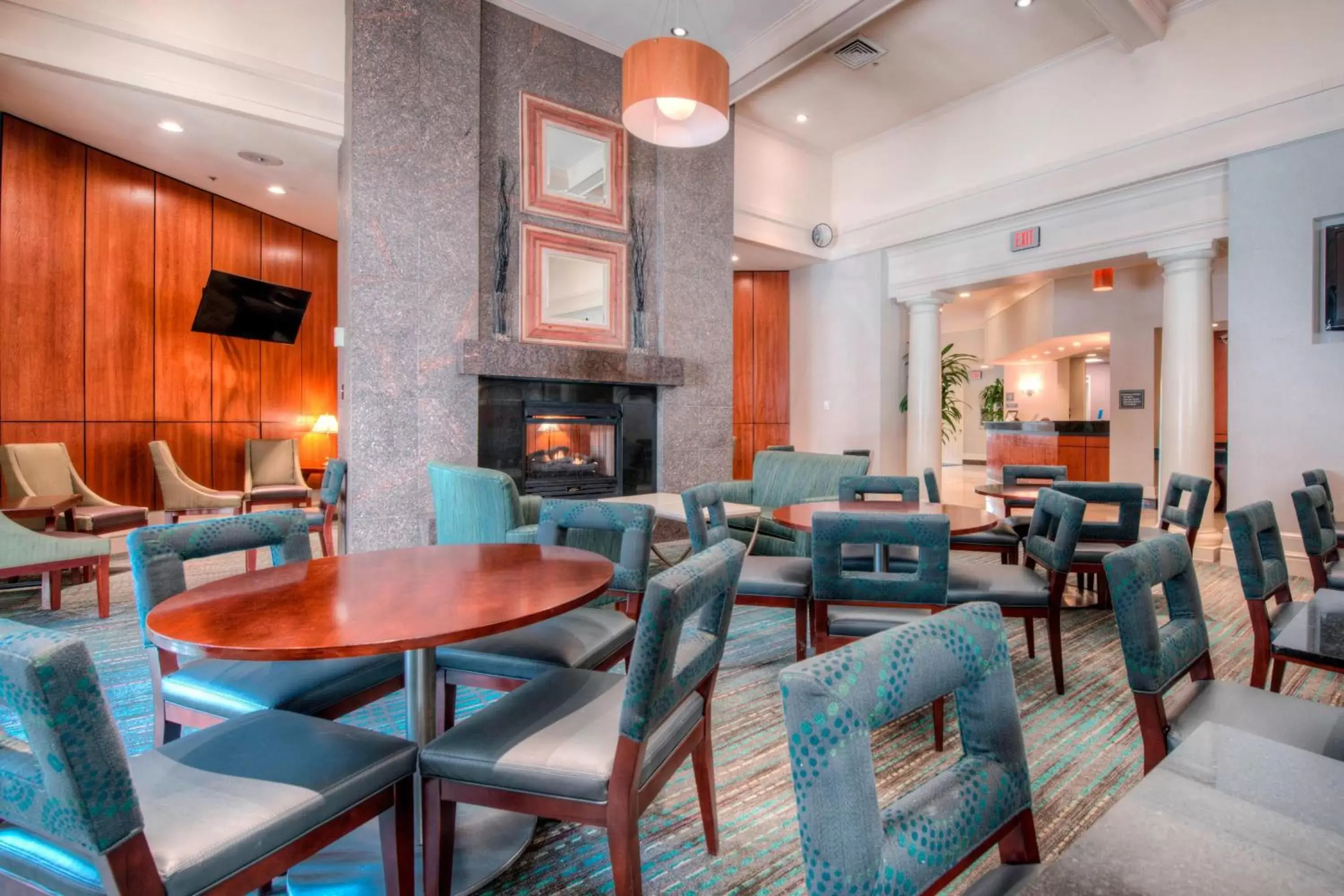 Lobby or reception, Restaurant/Places to Eat in Residence Inn Charlotte Uptown