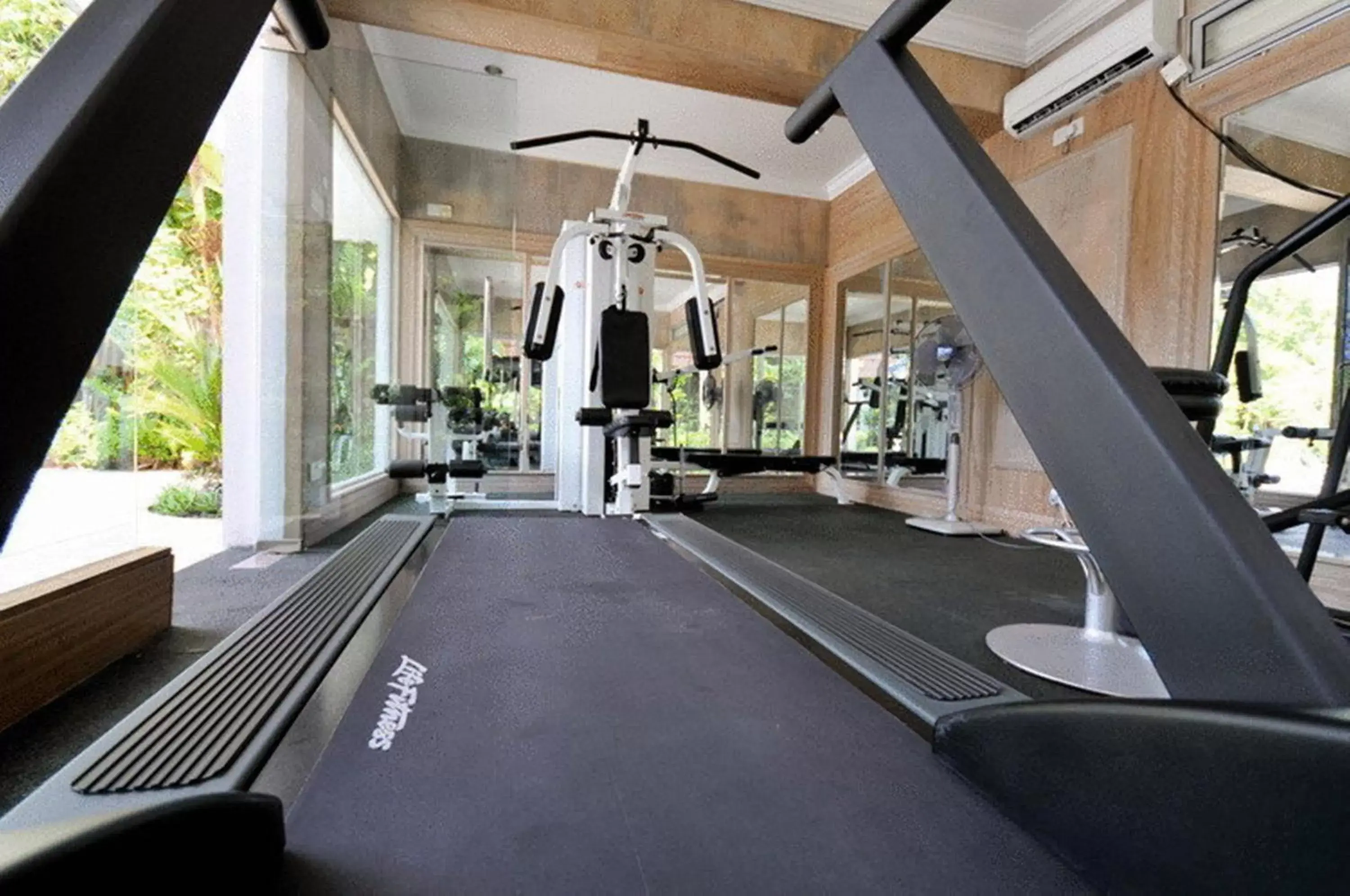 Garden, Fitness Center/Facilities in Terrace Hotel