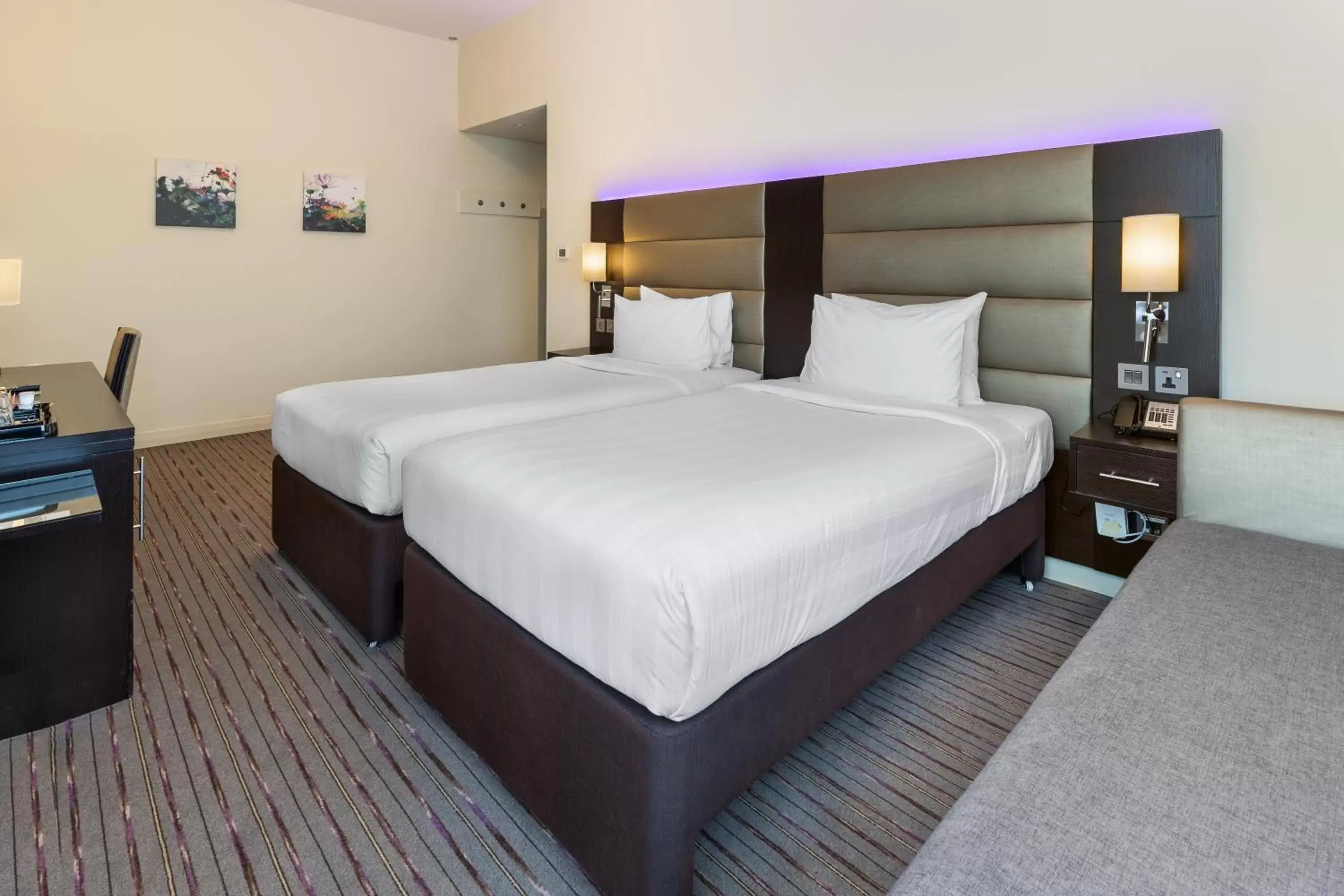 Bedroom, Bed in Premier Inn Dubai Ibn Battuta Mall