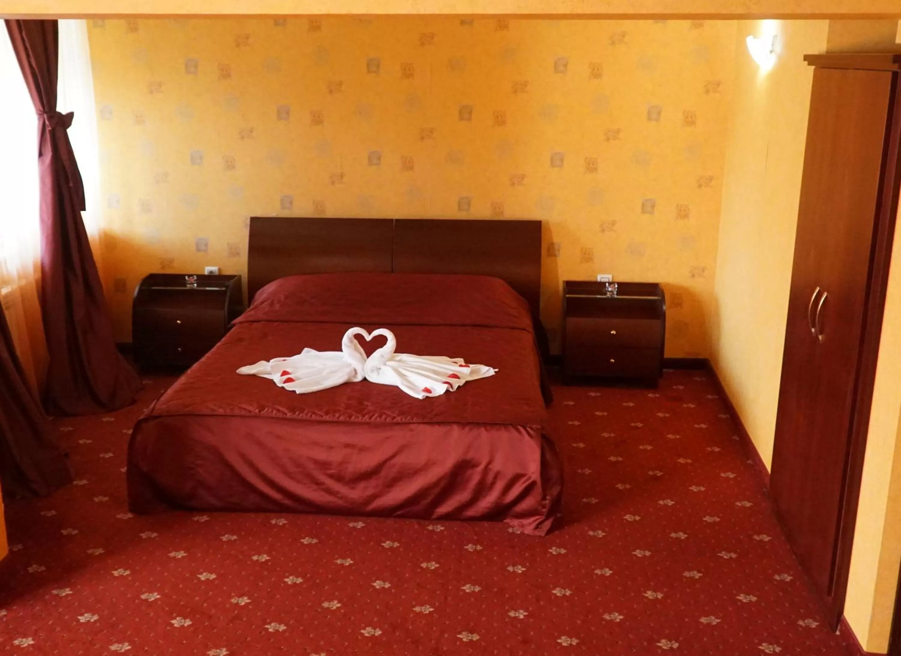 Suite in Troyan Plaza Hotel
