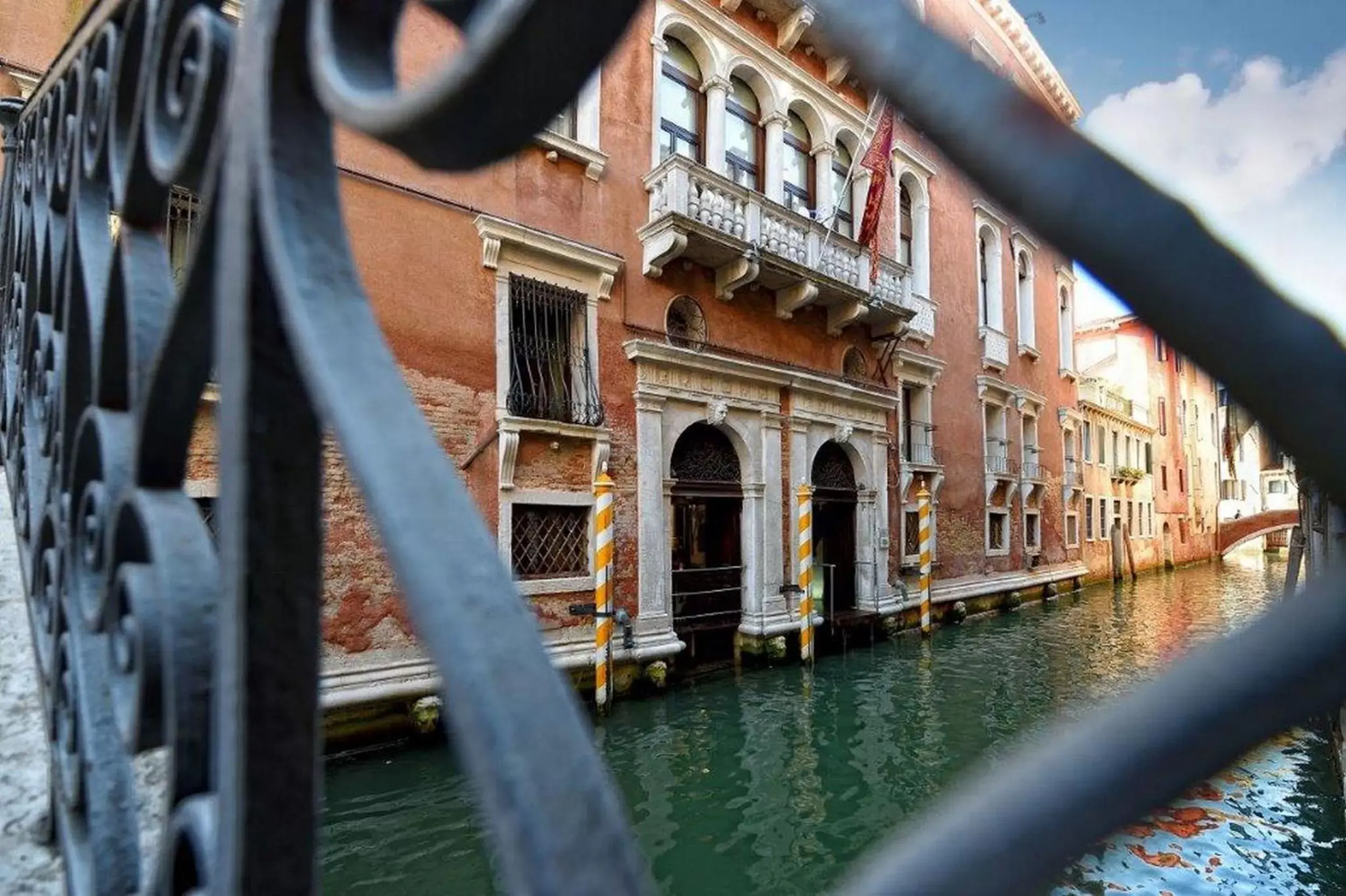 Facade/entrance in Ruzzini Palace Hotel