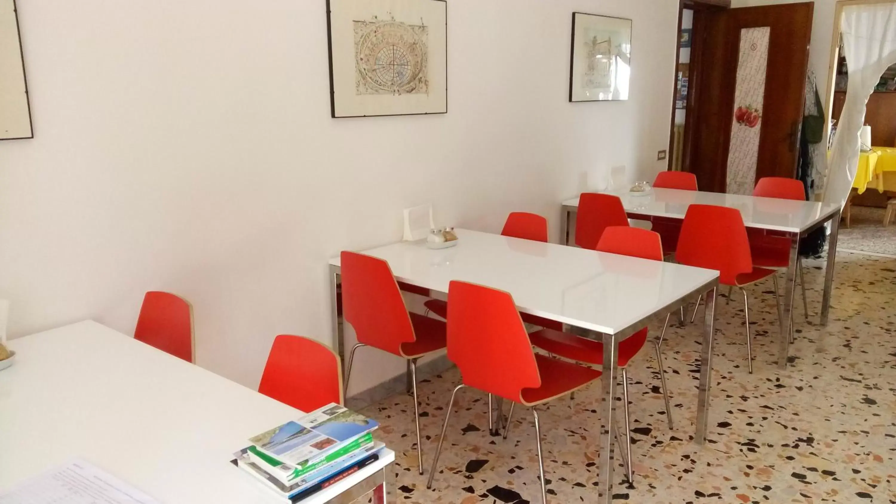 Business facilities, Restaurant/Places to Eat in Briciole di Gusto