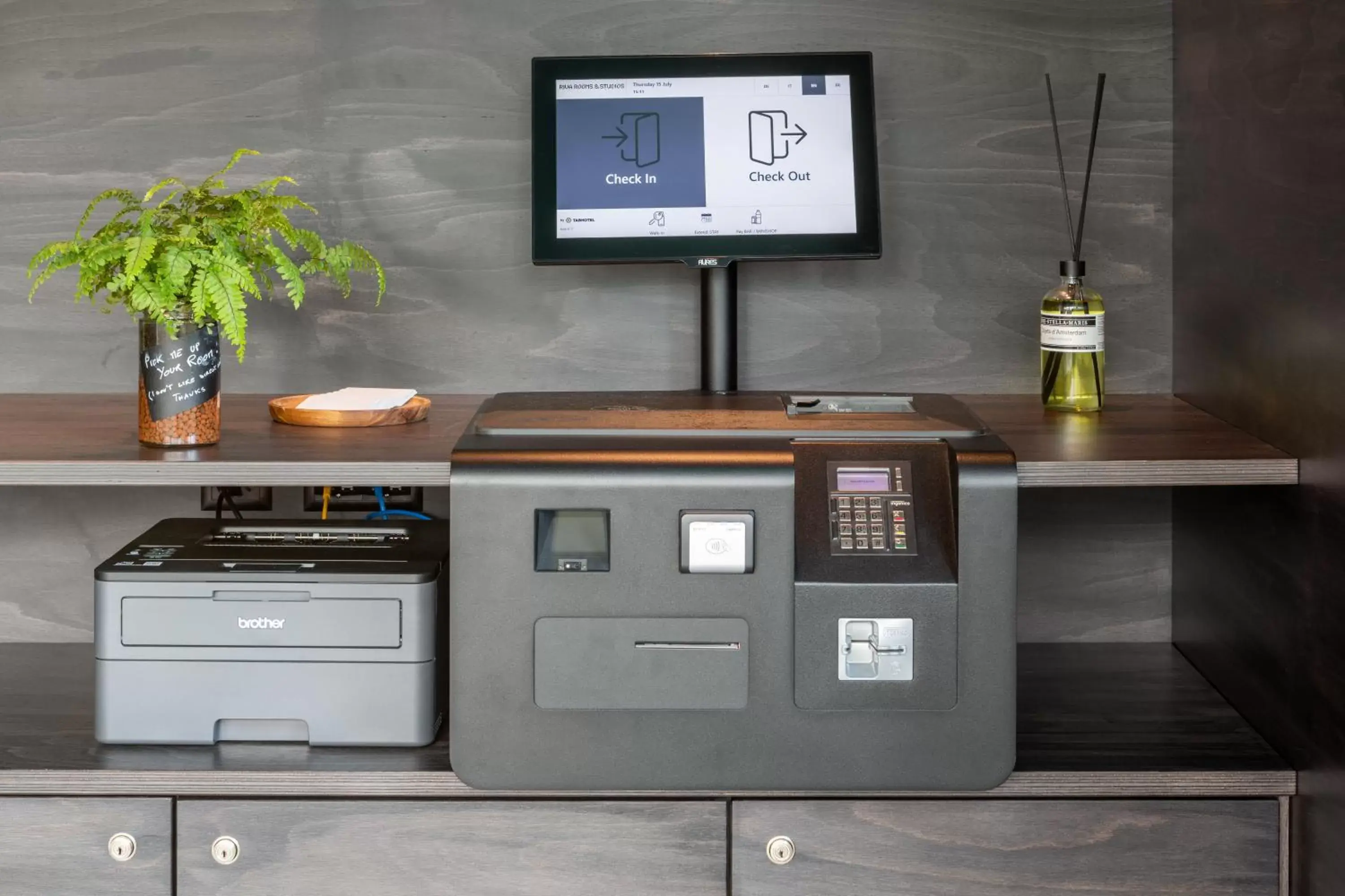 Lobby or reception in Riva Rooms & Studios - Check-In 24hr Lobby or reception in Riva Rooms & Studios - Check-In 24hr