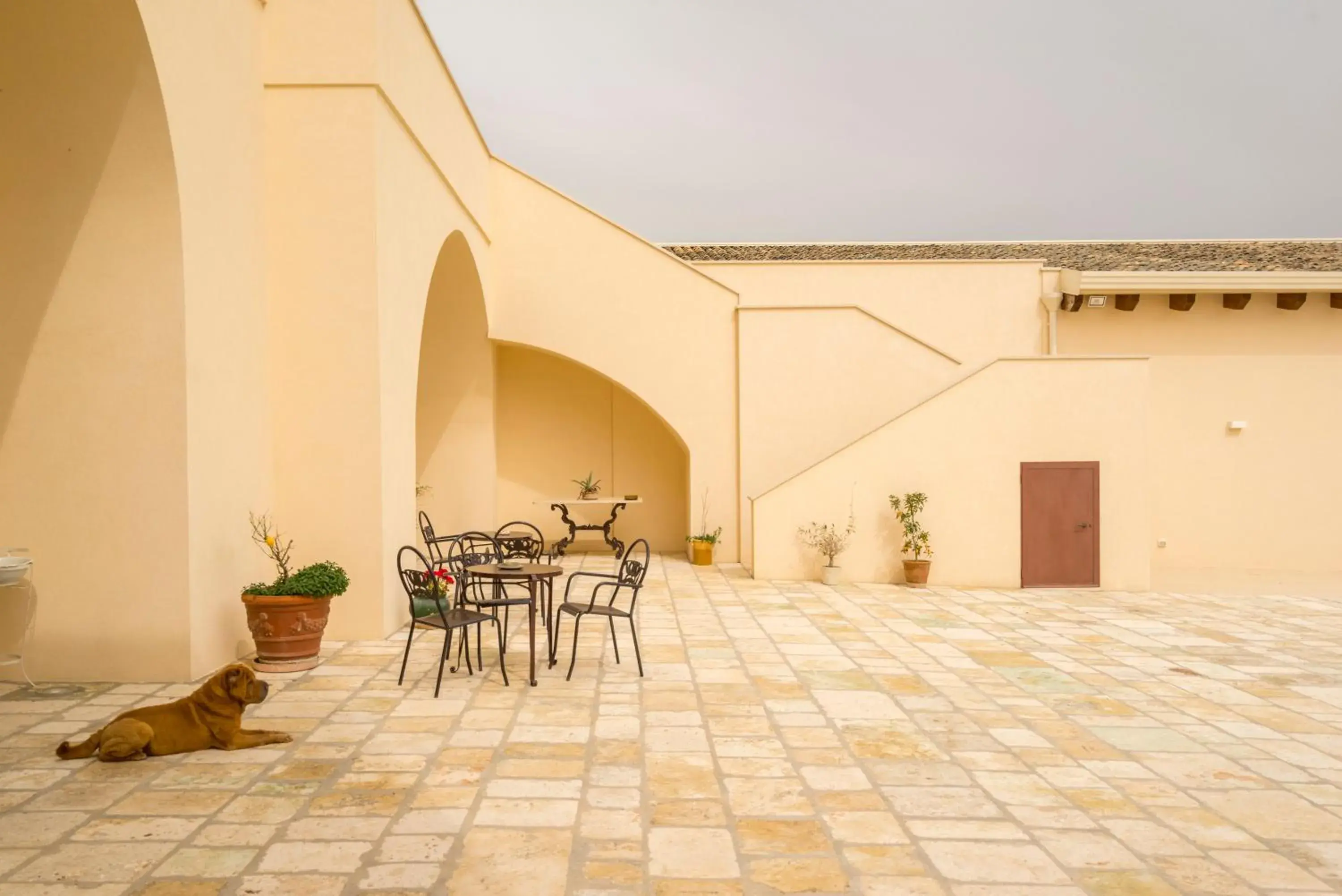 Patio in Masseria Fontana di Vite