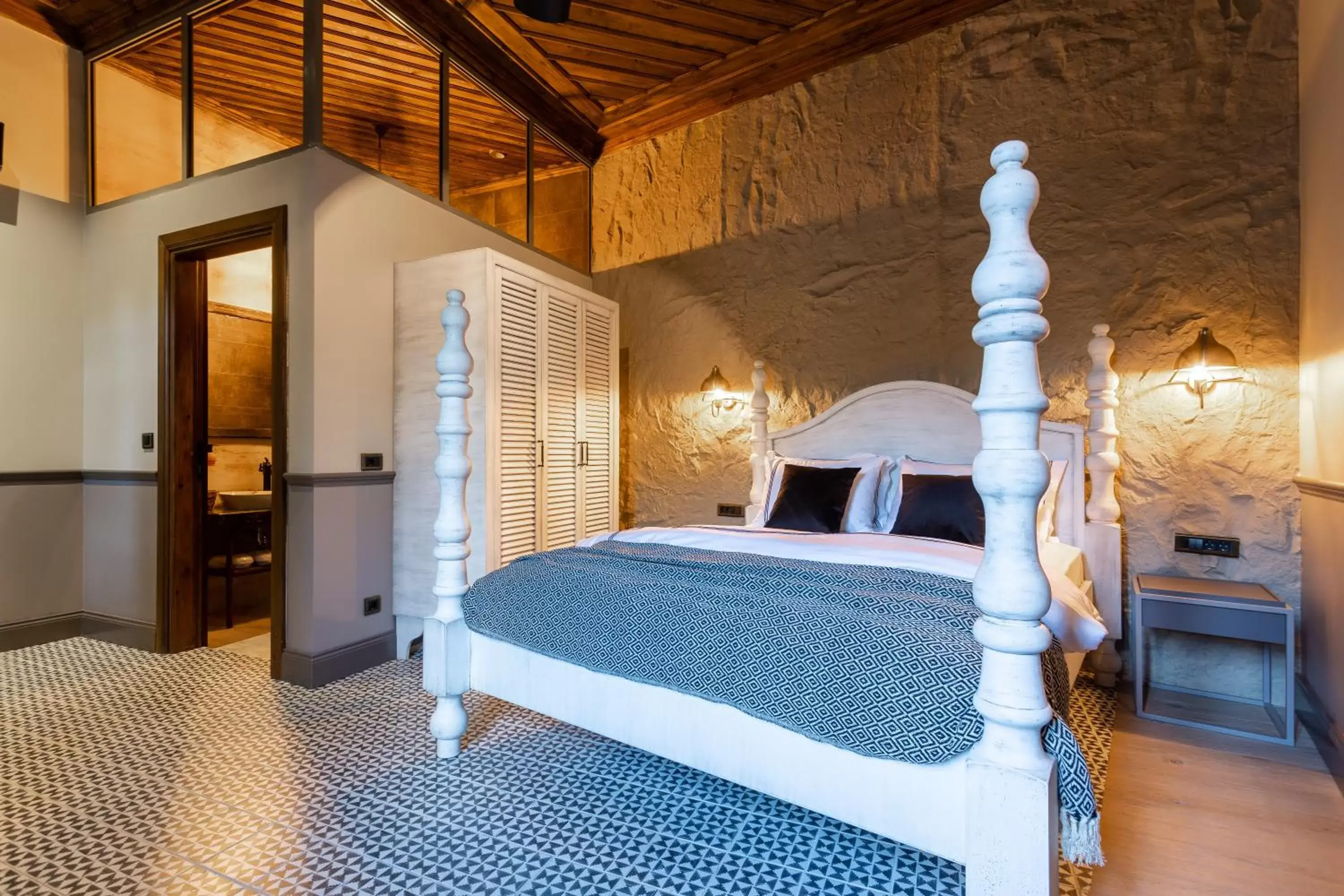 Bed in Casa Sur Antalya