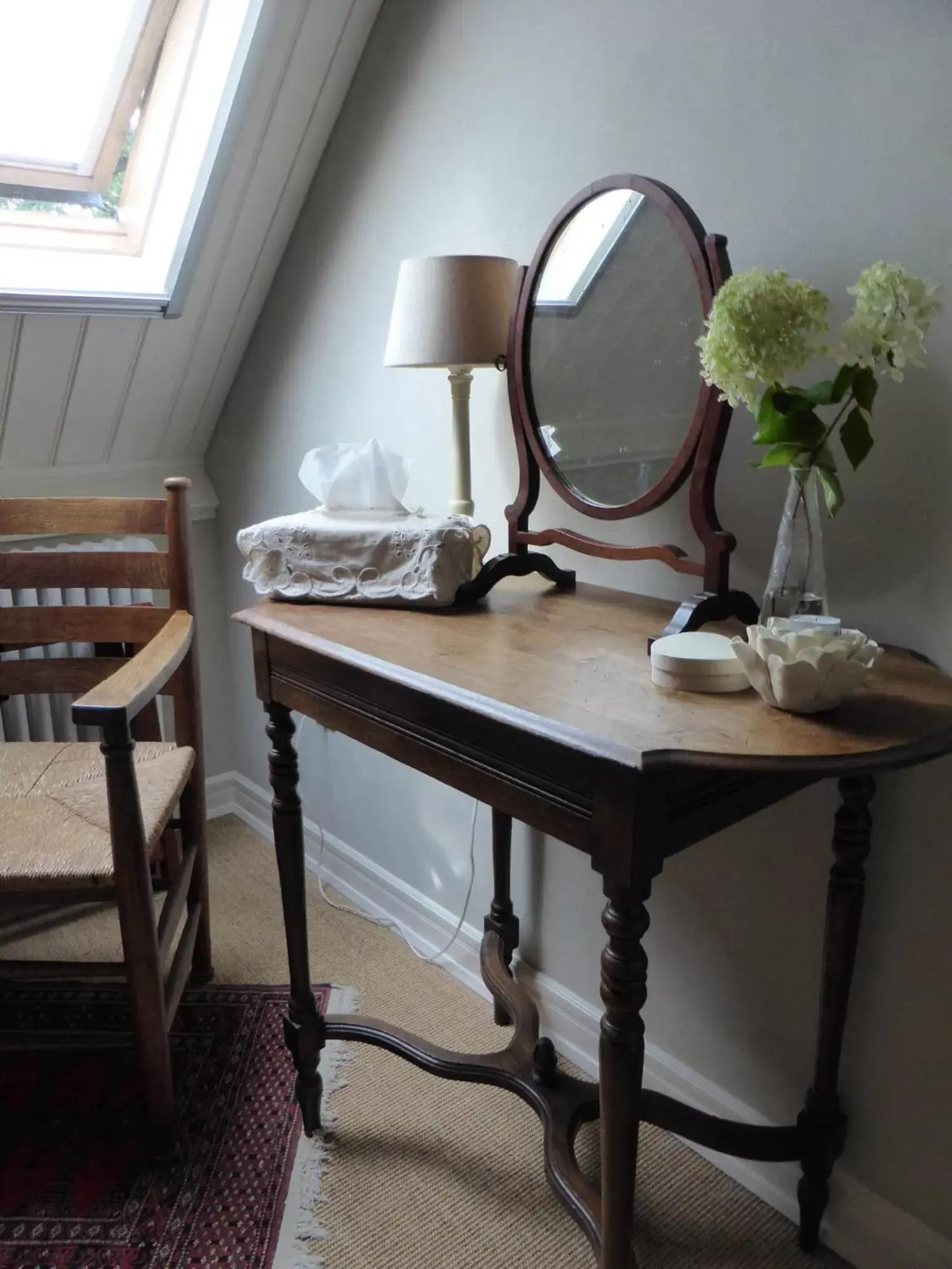 Decorative detail, Seating Area in Landrop Bed & Breakfast