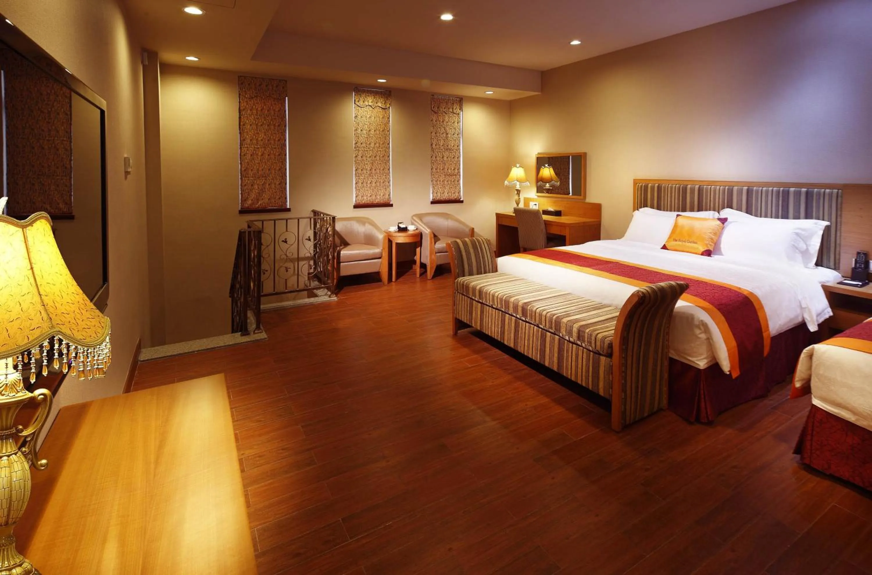 Decorative detail, Room Photo in Guangzhou The Royal Garden Hotel