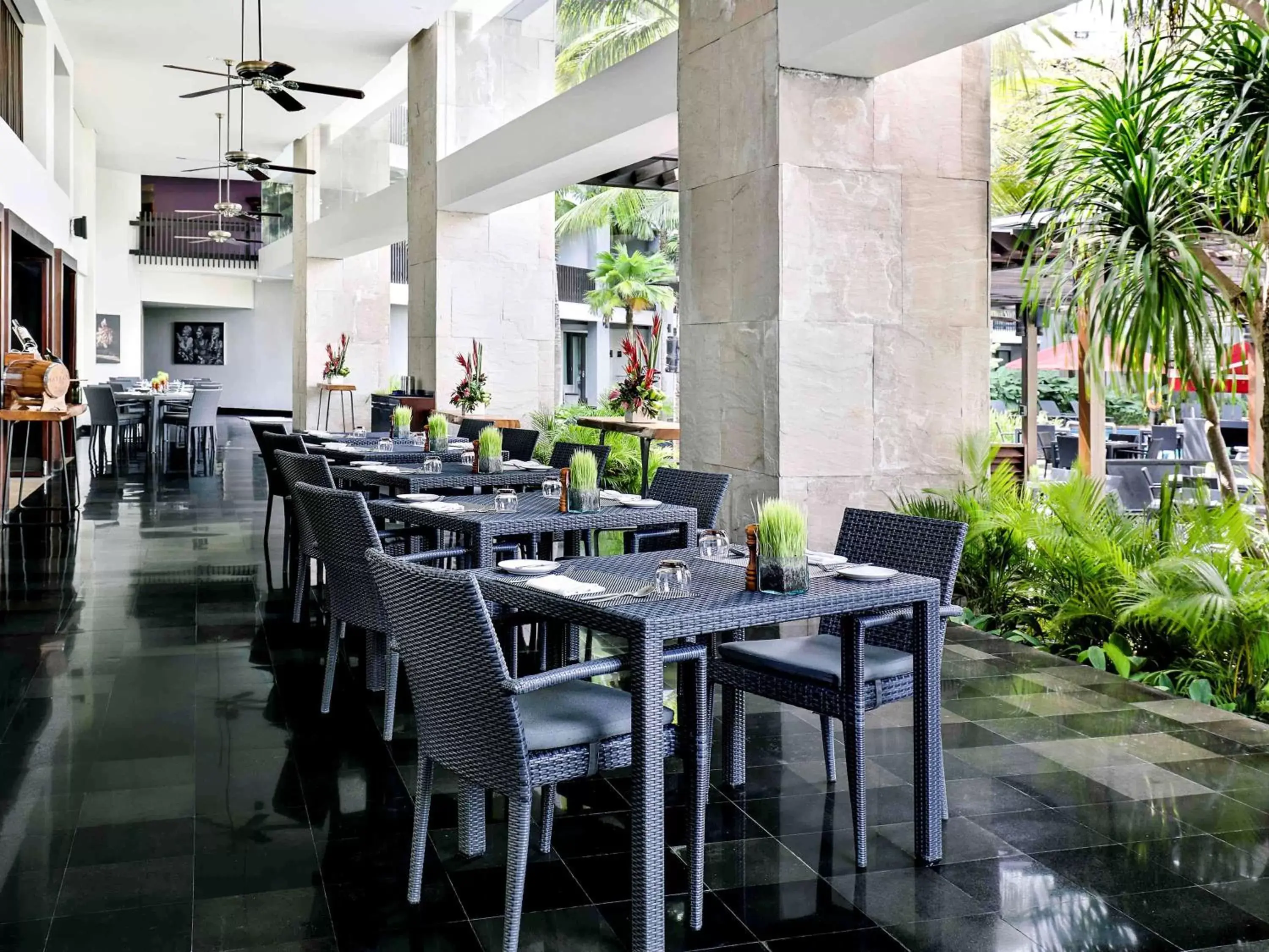 Restaurant/Places to Eat in Pullman Bali Legian Beach