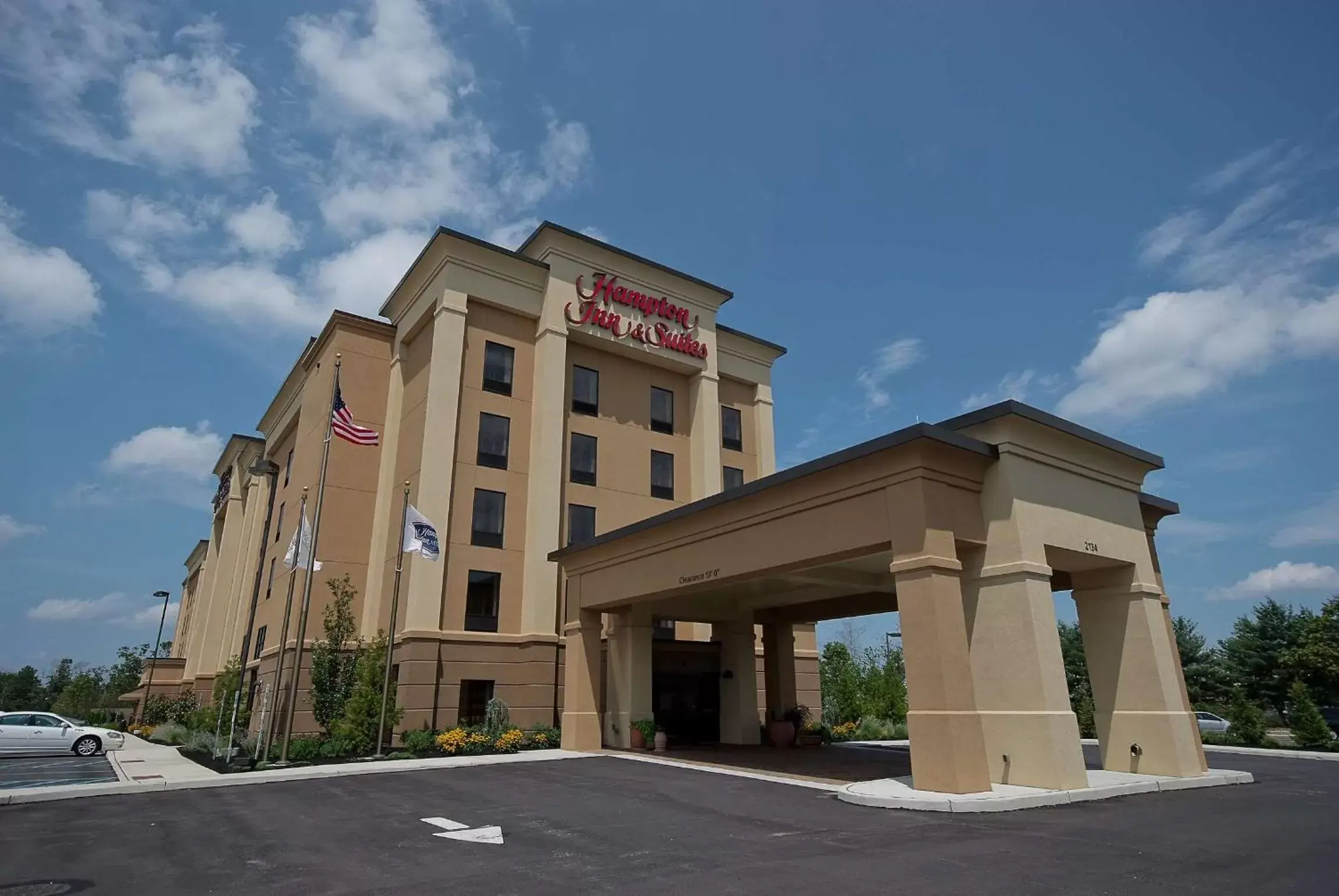 Property building in Hampton Inn & Suites Vineland Property building in Hampton Inn & Suites Vineland