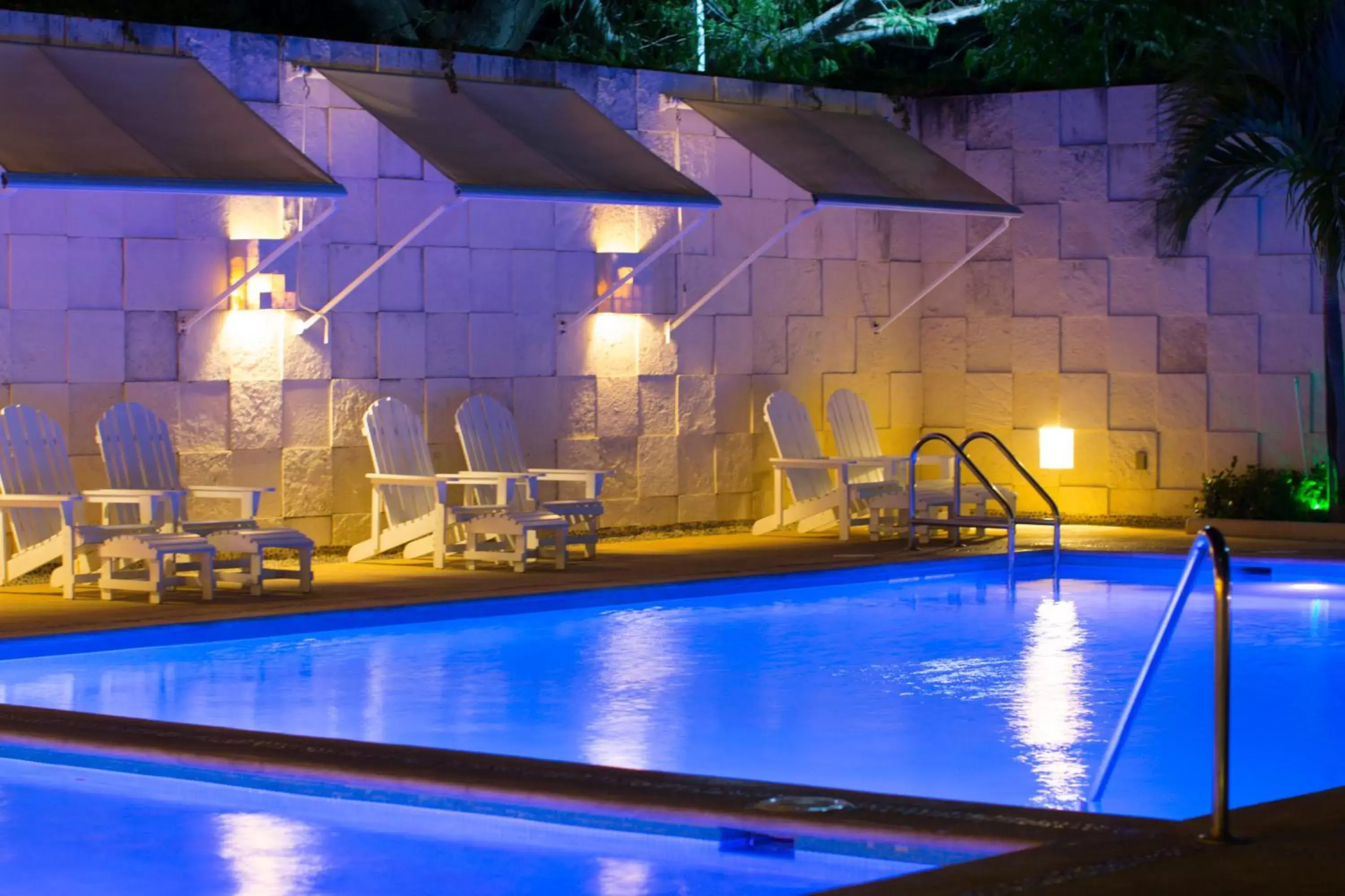 Swimming Pool in Holiday Inn Acapulco La Isla, an IHG Hotel