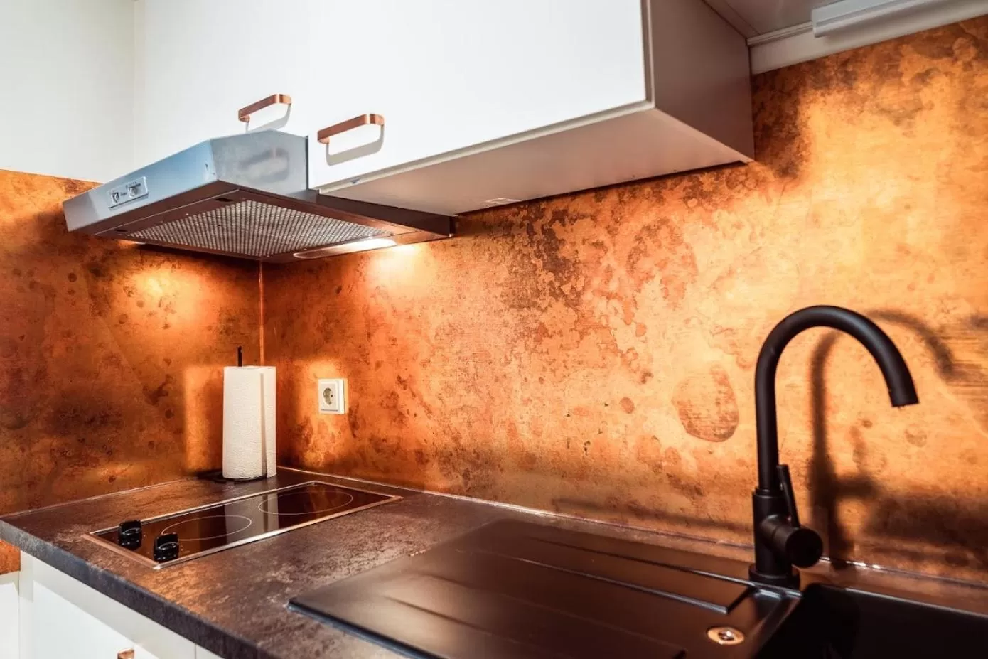 Kitchen or kitchenette in Aparthotel Neumarkt