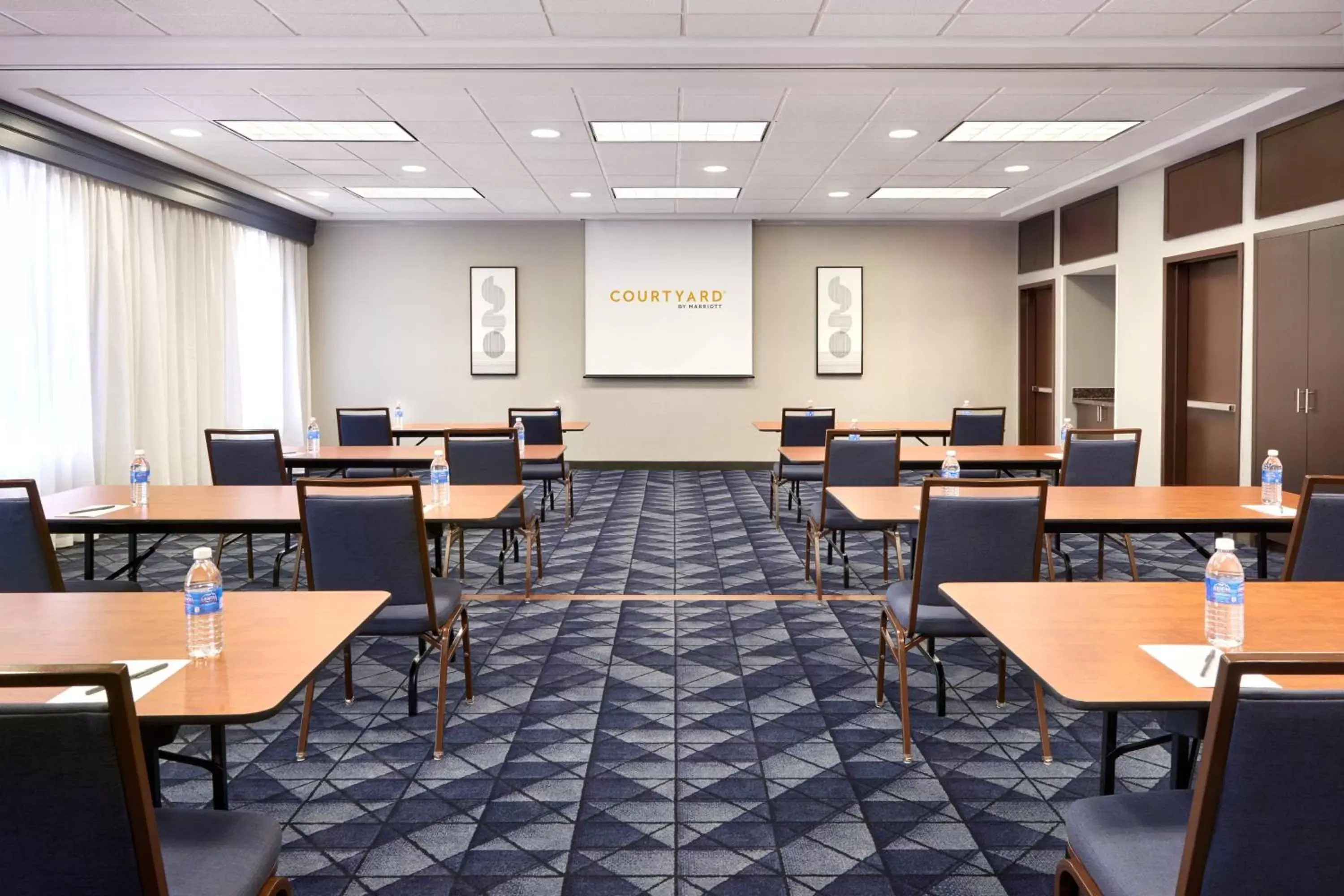 Meeting/conference room in Courtyard by Marriott Waterloo St. Jacobs