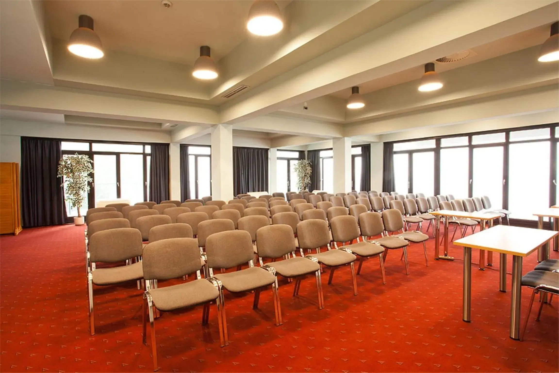 Business facilities in Hotel Tomislavov Dom