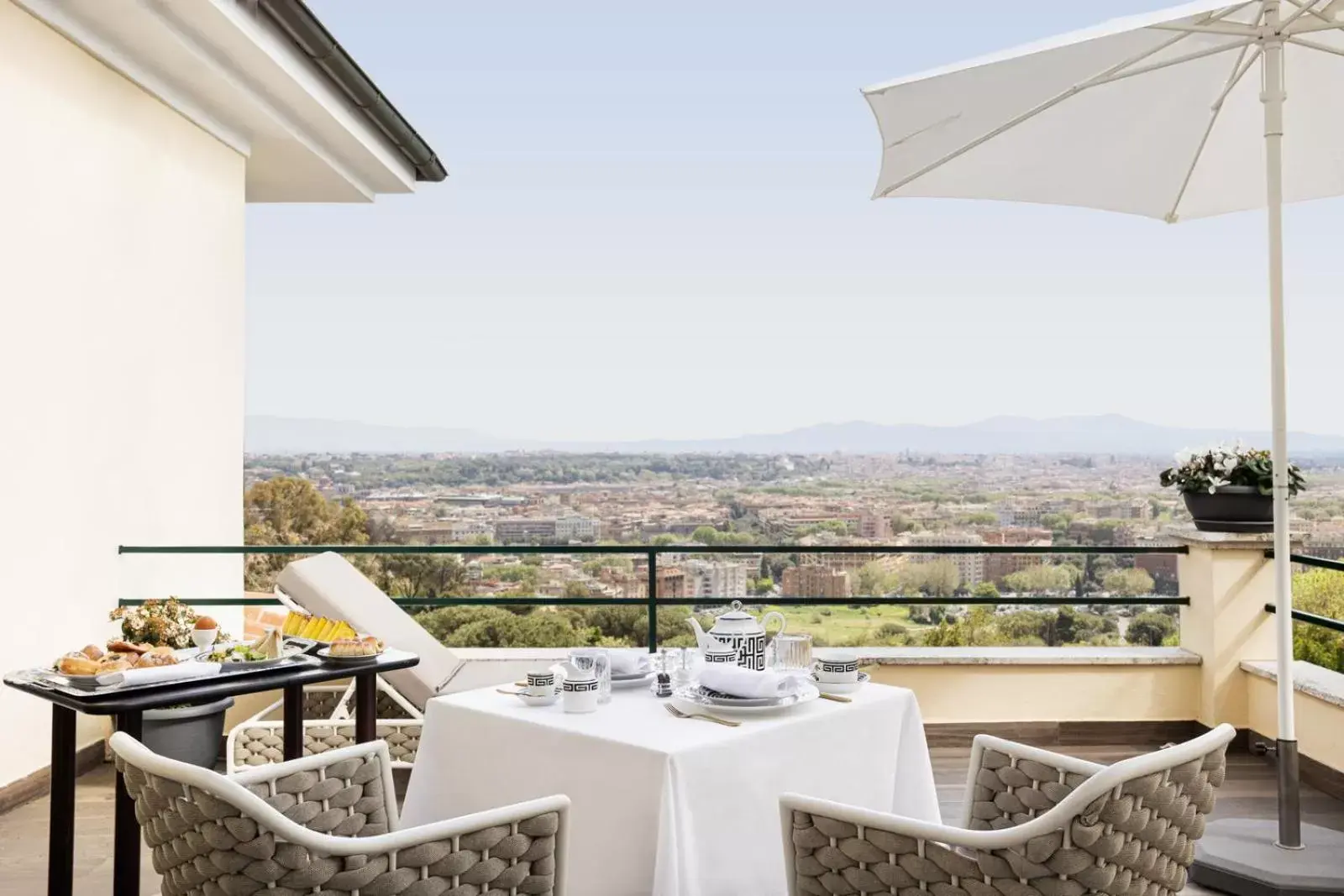 Balcony/Terrace, Restaurant/Places to Eat in Monastero dei Santi