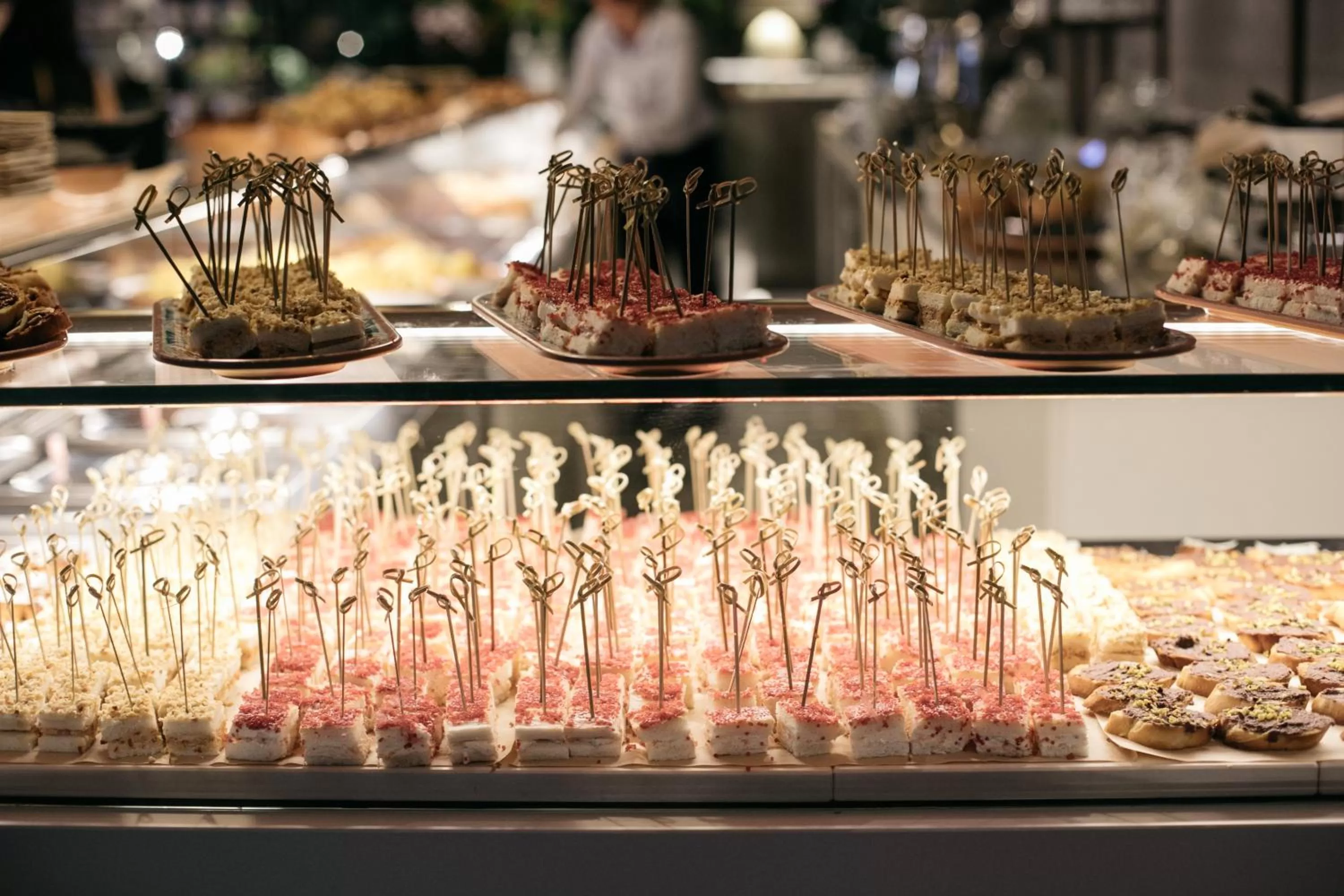 Food and drinks in Hotel Aloisi