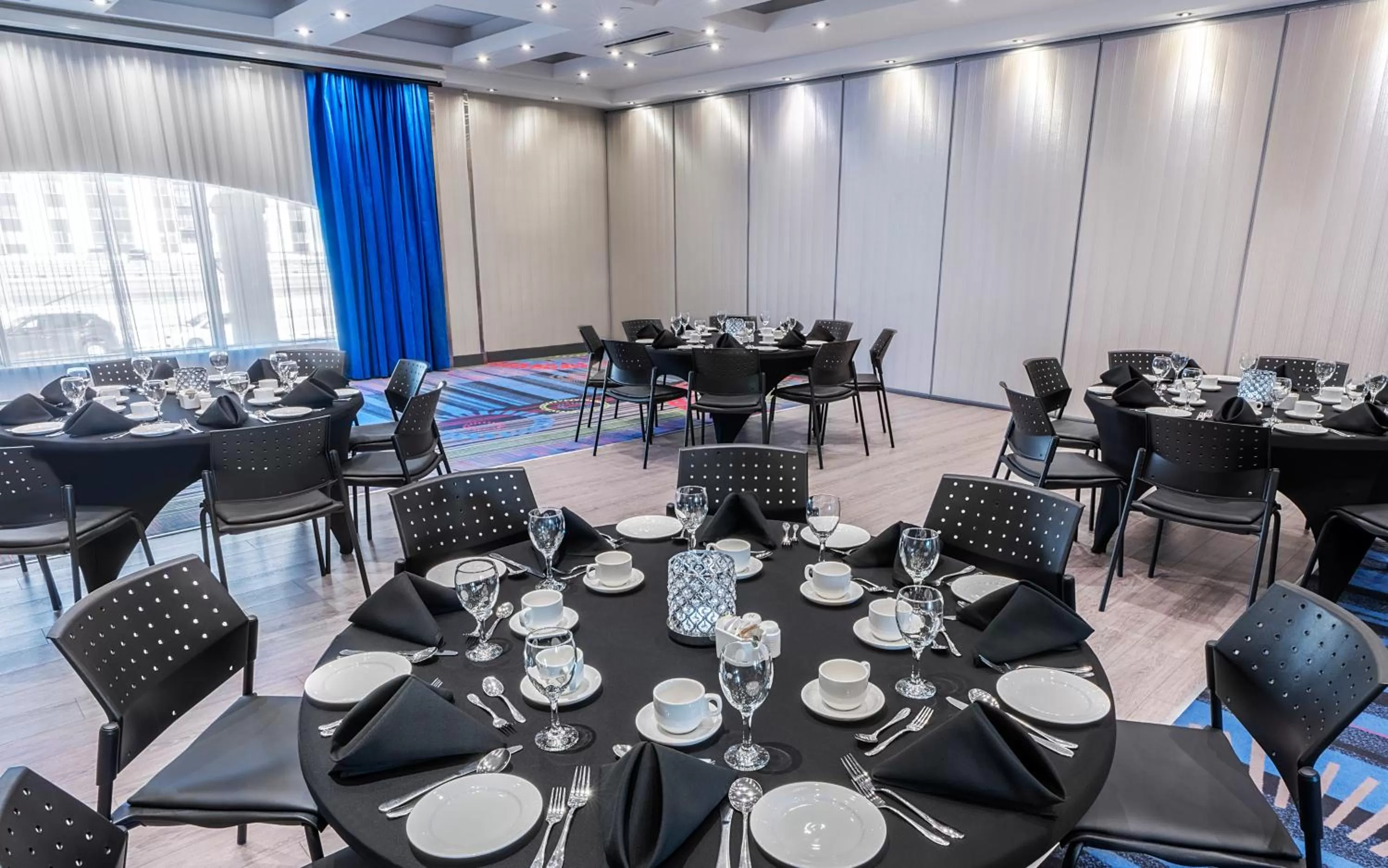 Business facilities in L'Hôtel Québec par JARO