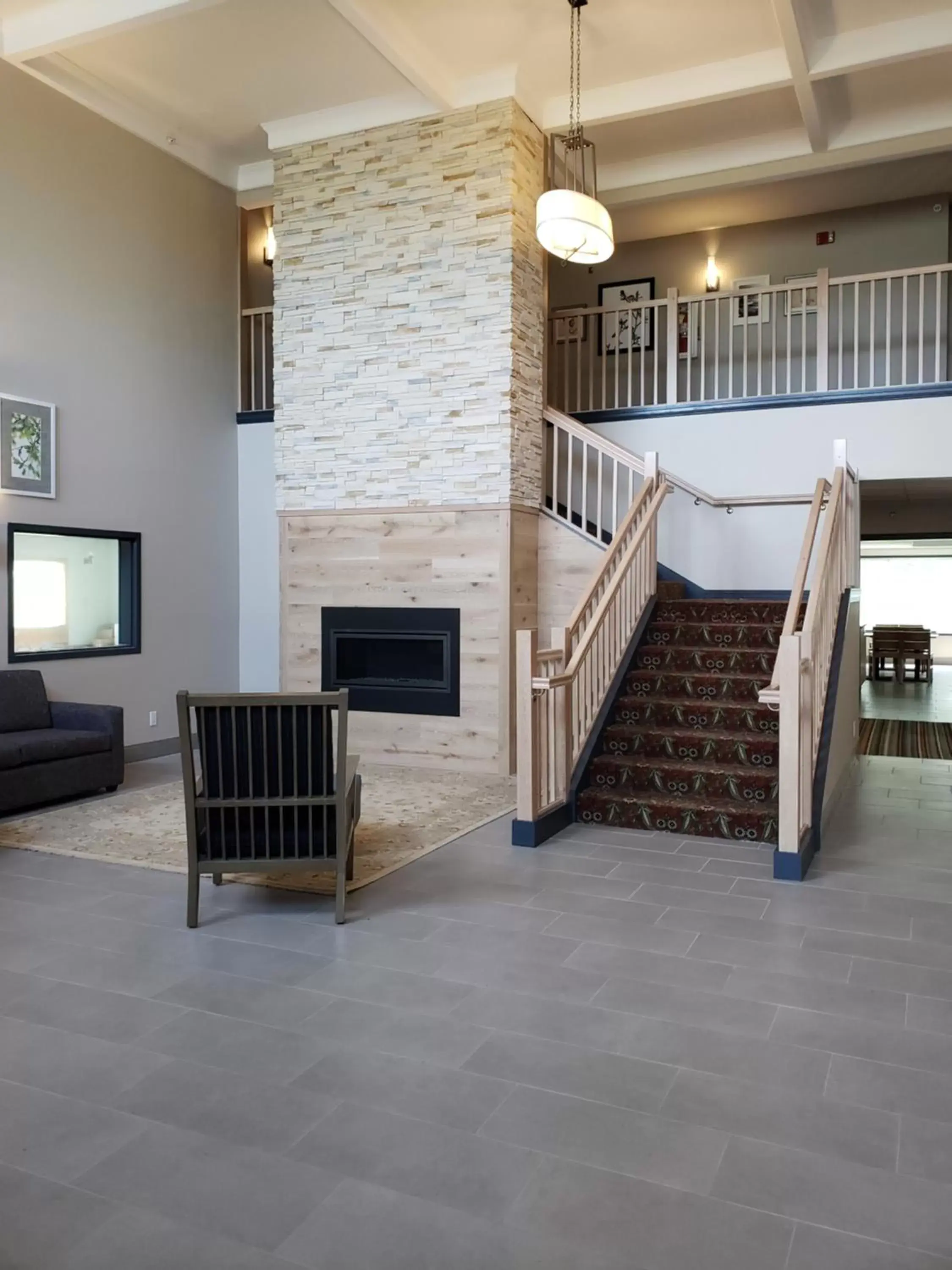 Lobby or reception in Country Inn & Suites by Radisson, Detroit Lakes, MN