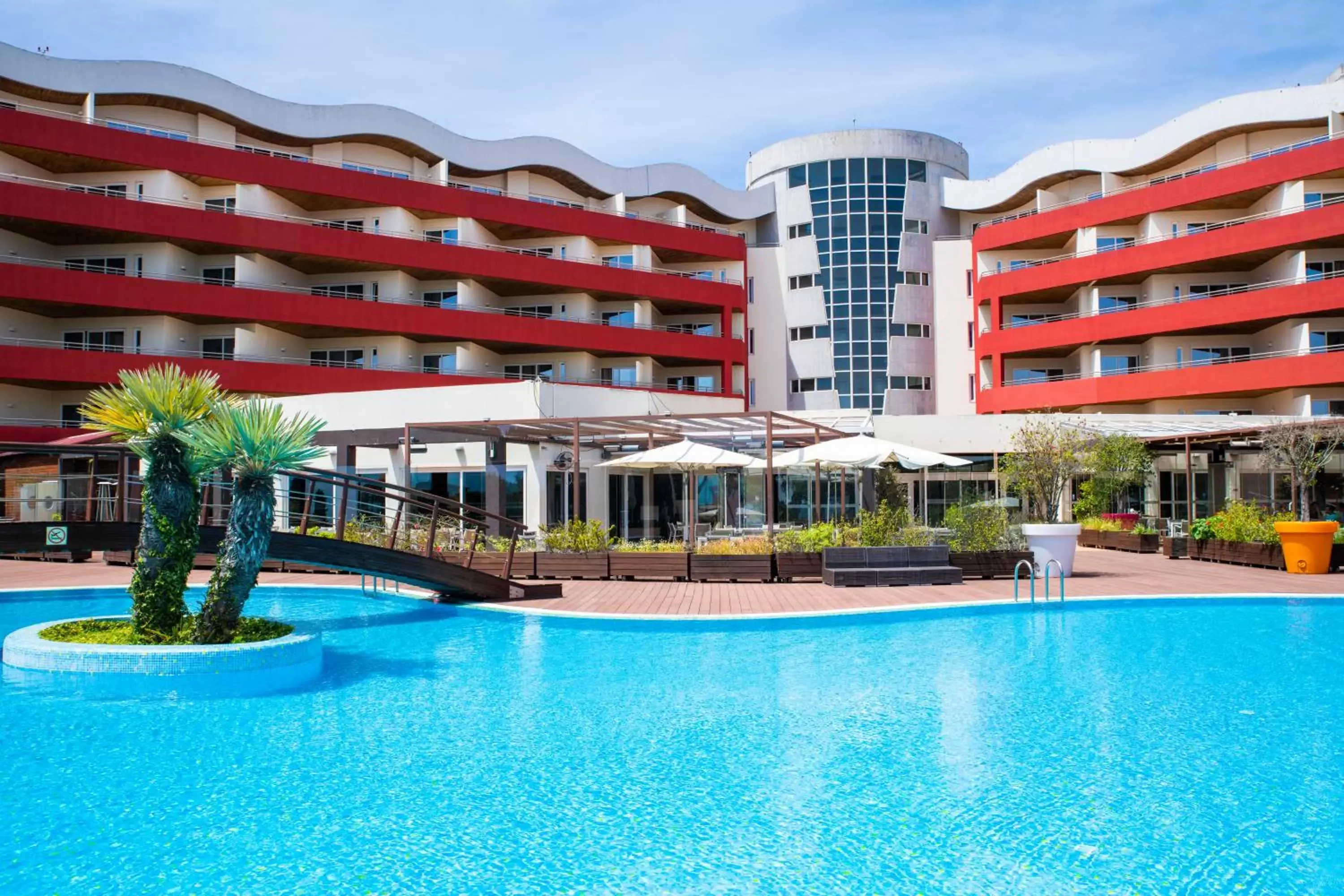 Property building in MS Aparthotel Property building in MS Aparthotel