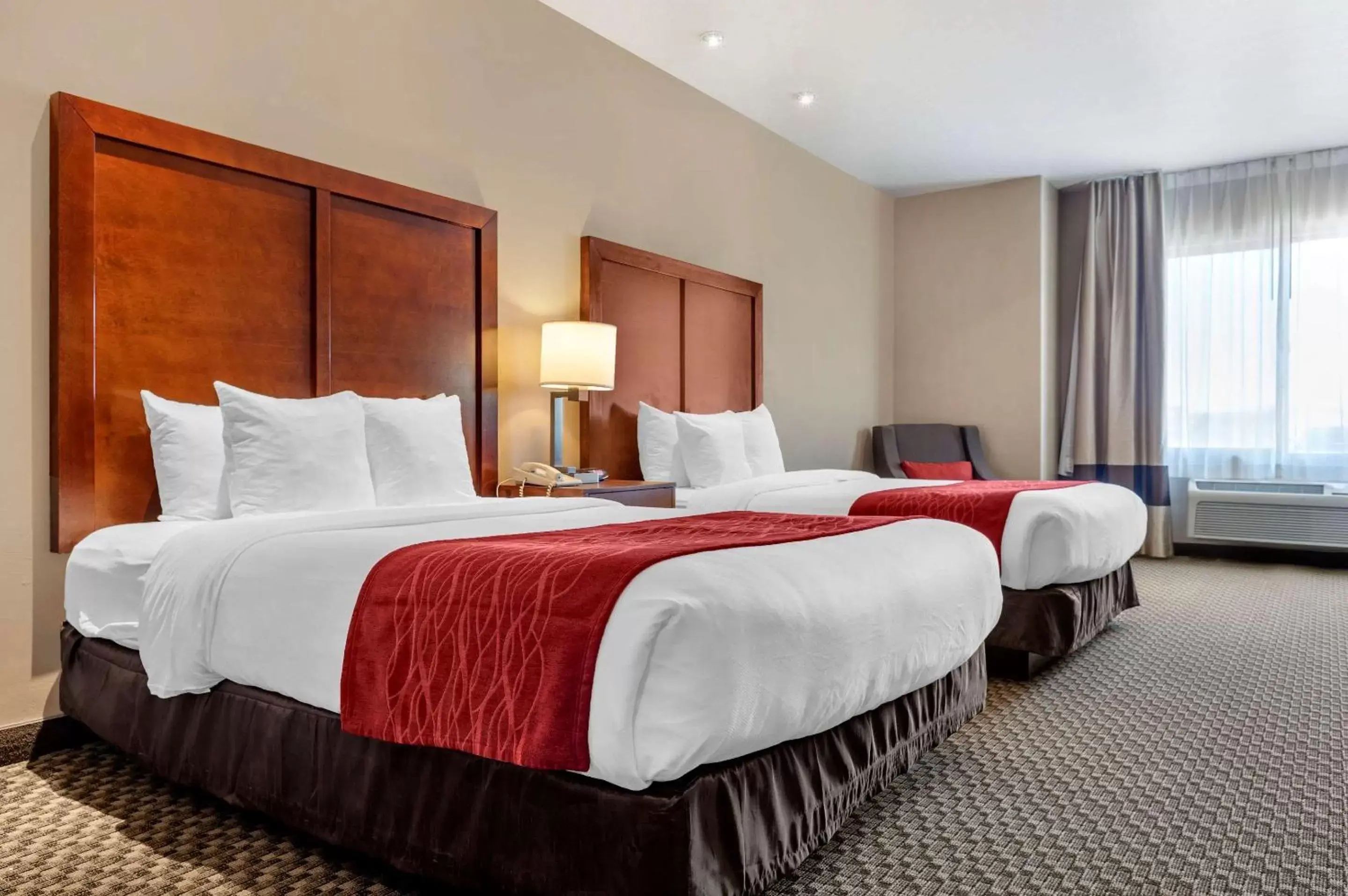 Queen Room with Two Queen Beds in Comfort Inn at Convention Center Saint George Queen Room with Two Queen Beds in Comfort Inn at Convention Center Saint George