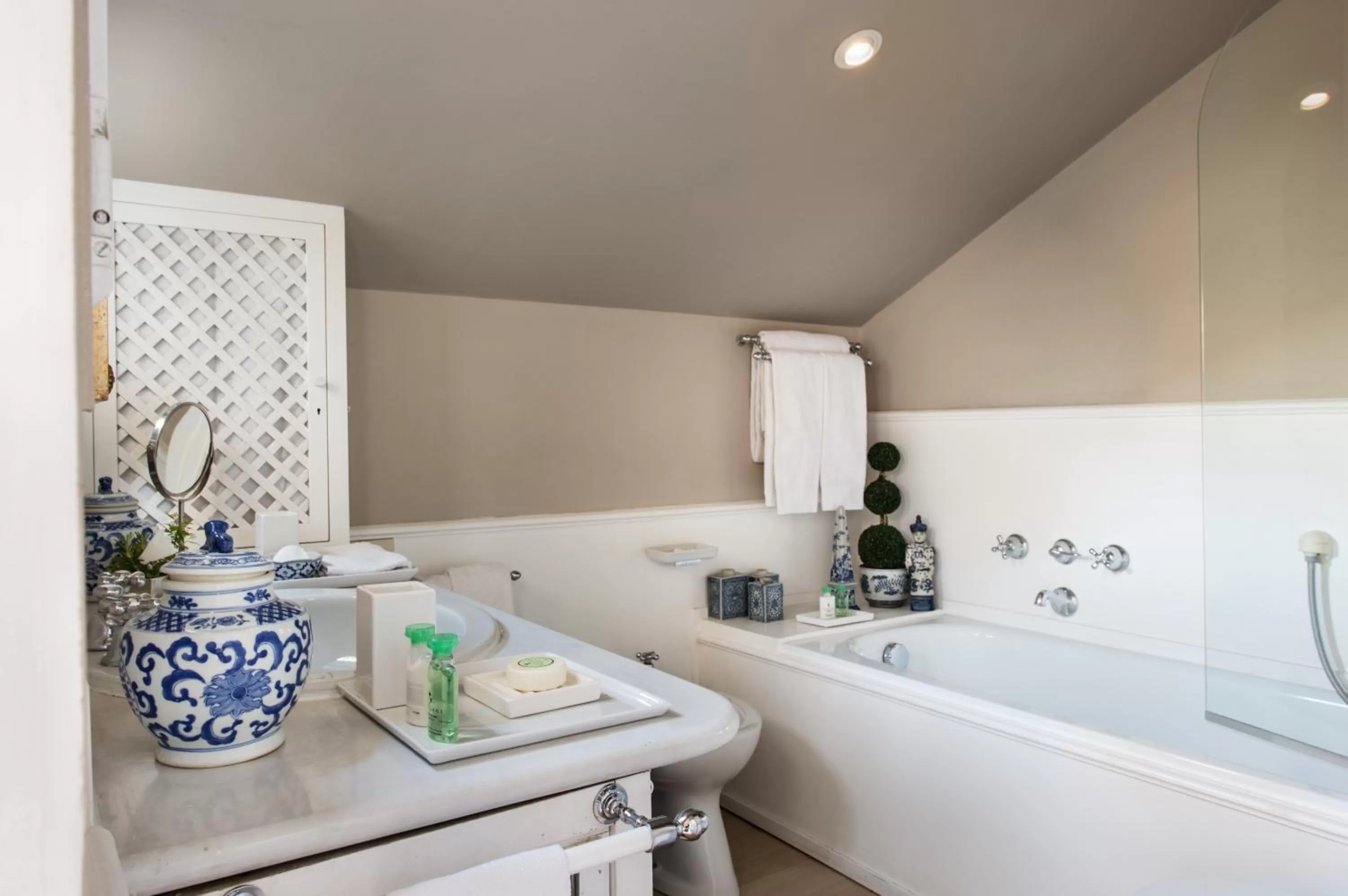 Bathroom in Residenza Napoleone III