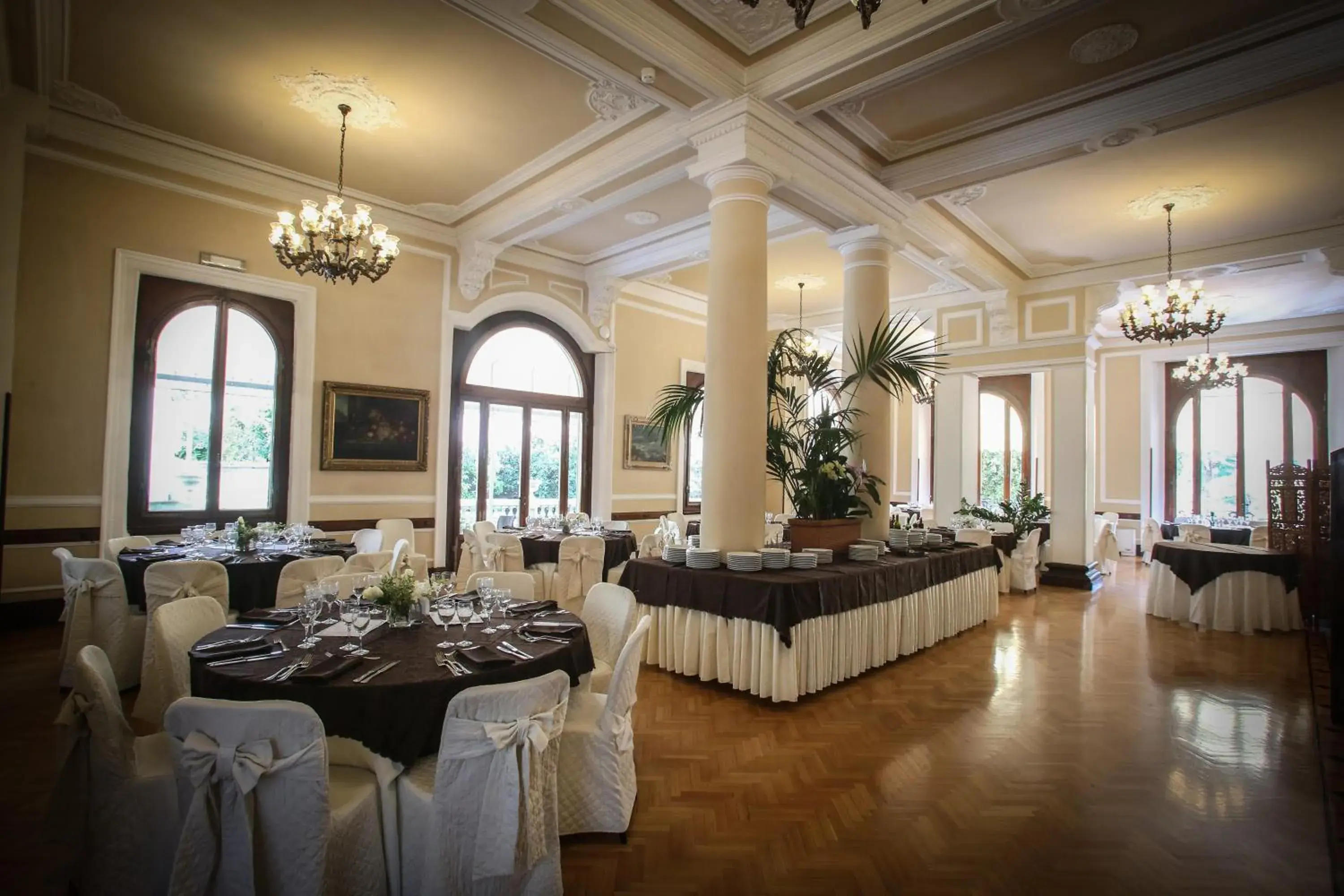 Restaurant/places to eat, Banquet Facilities in Grand Hotel Tettuccio