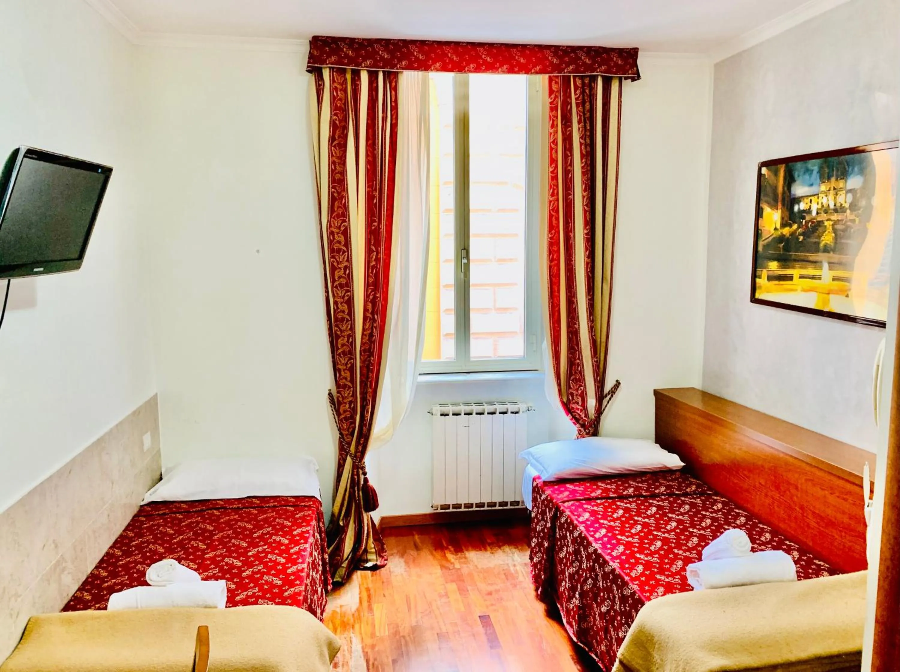 Bed in Toffa Place In Rome