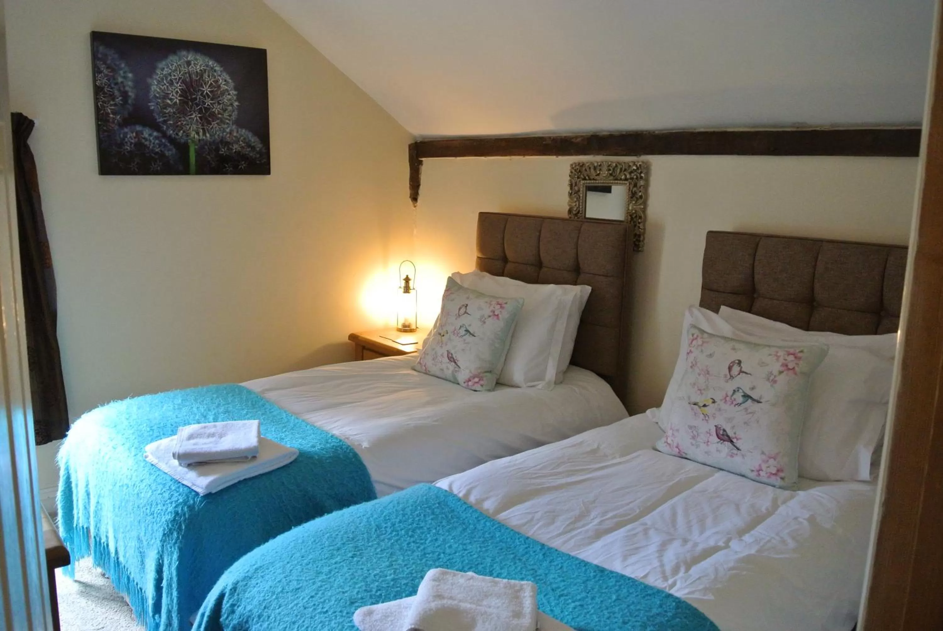 Bed in The Horse & Jockey Inn