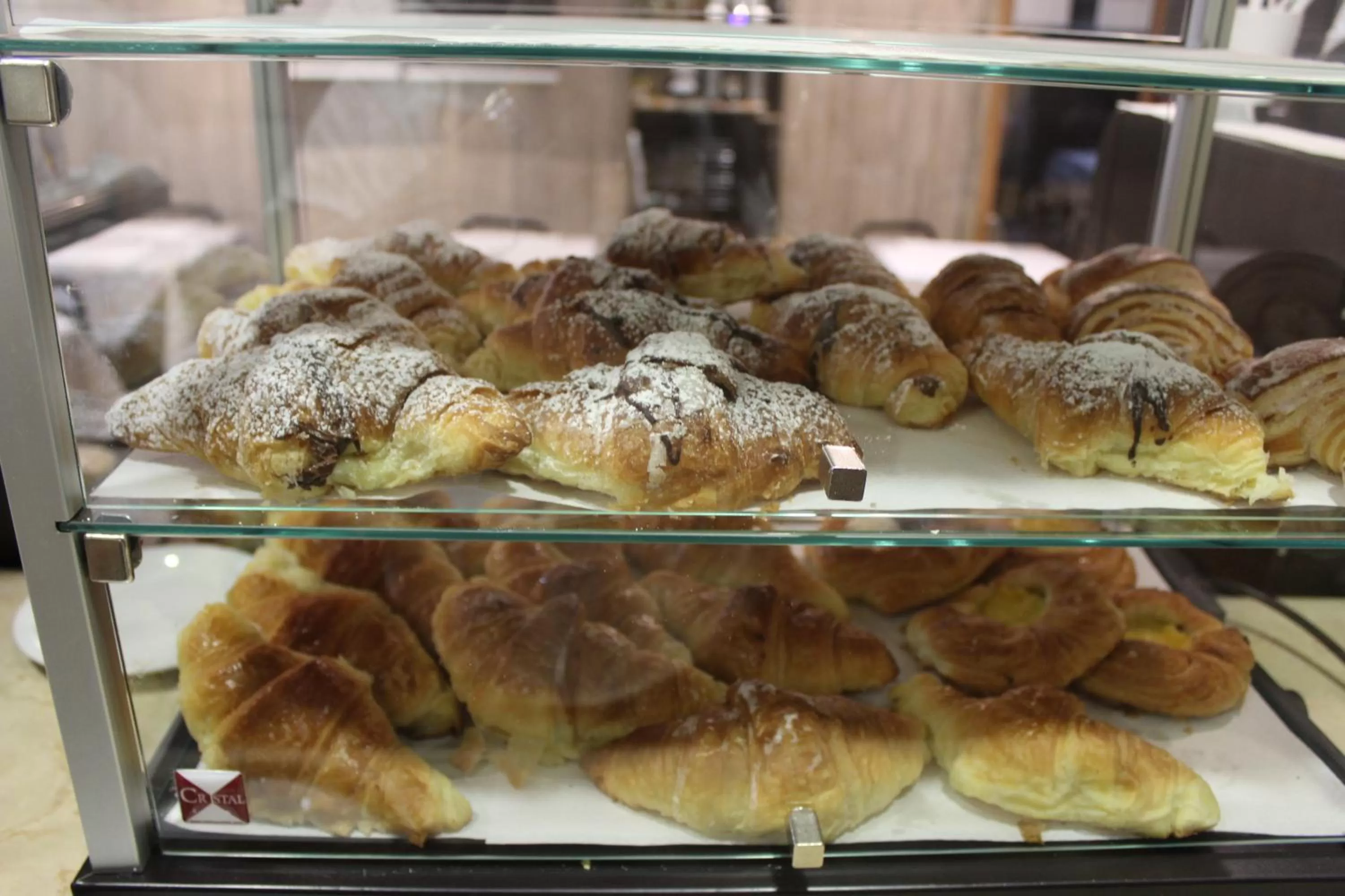 Food and drinks, Food in Hotel Pyramid