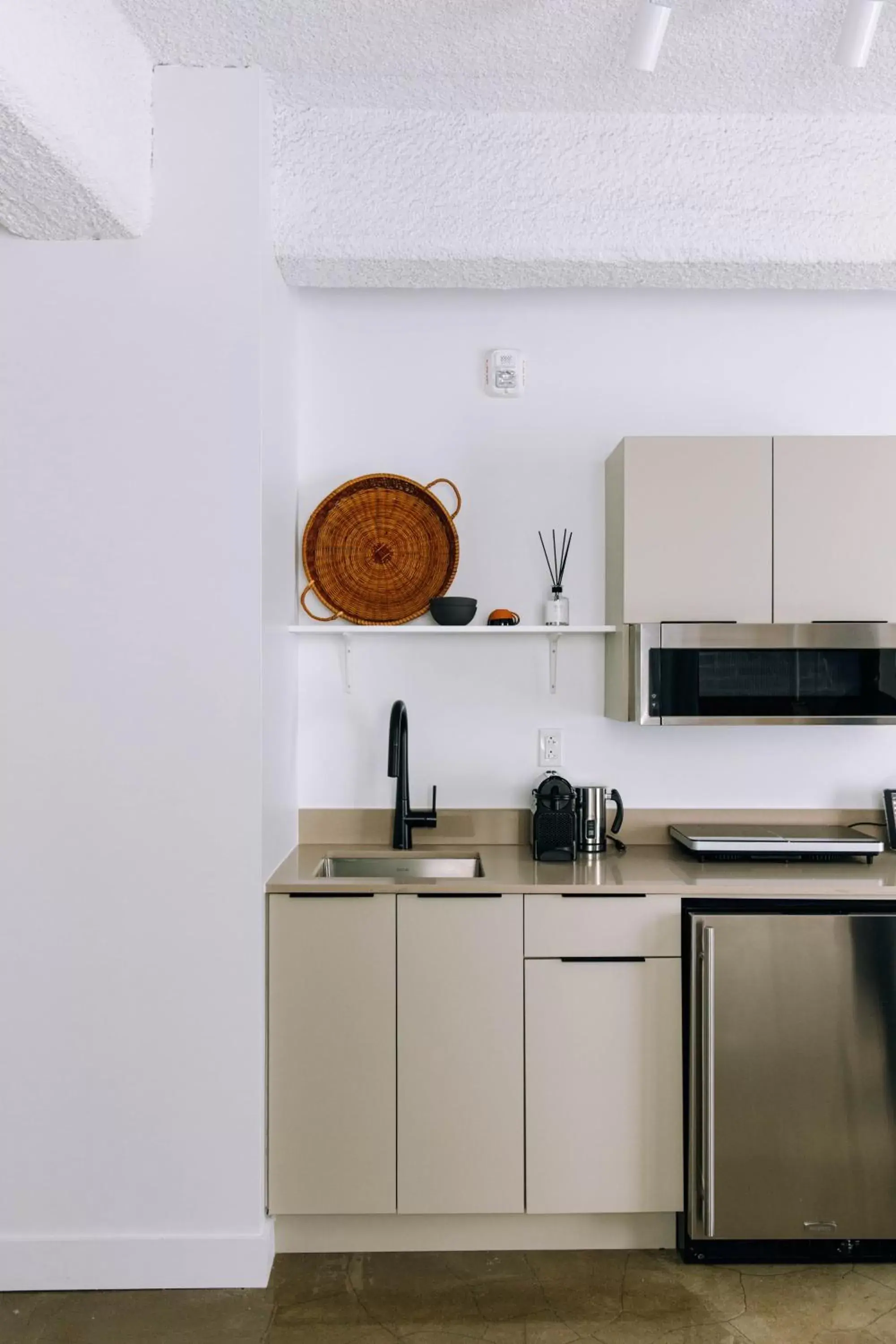 Kitchen or kitchenette, Kitchen/Kitchenette in Maison Sainte-Thérèse By Maisons & co