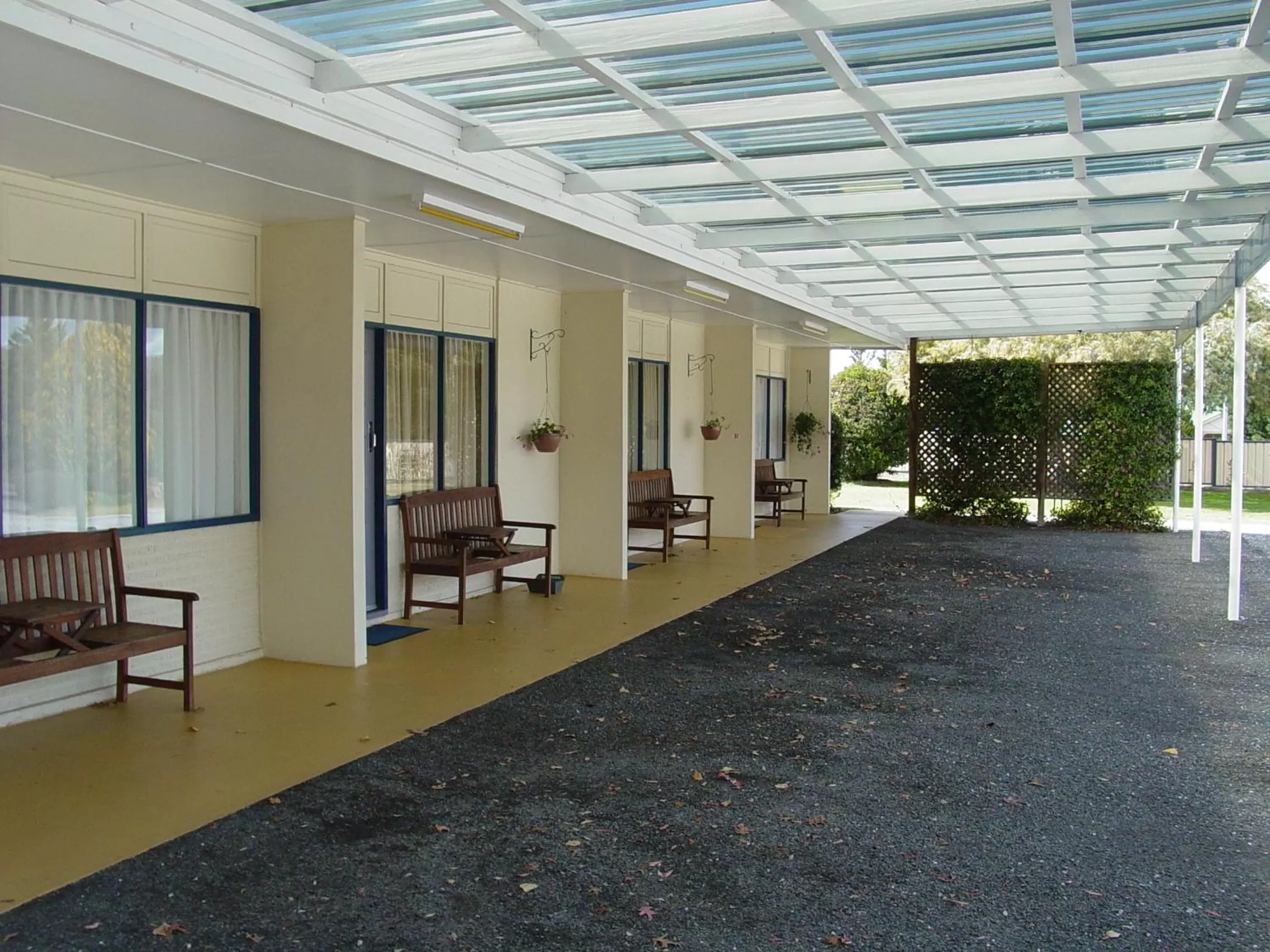 Property building in Tally Ho Motor Inn