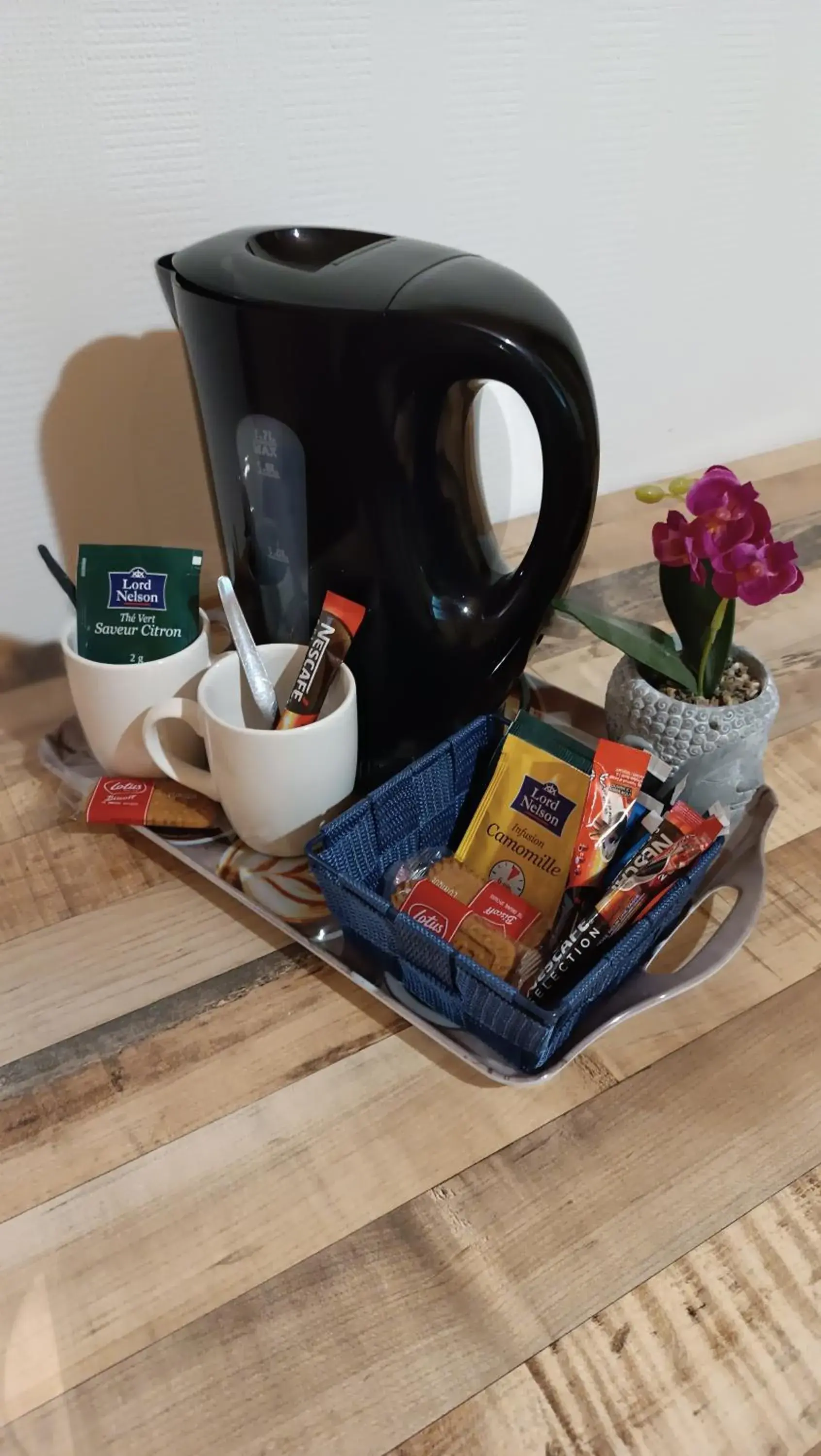 Coffee/Tea Facilities in Hôtel Le Pommeil