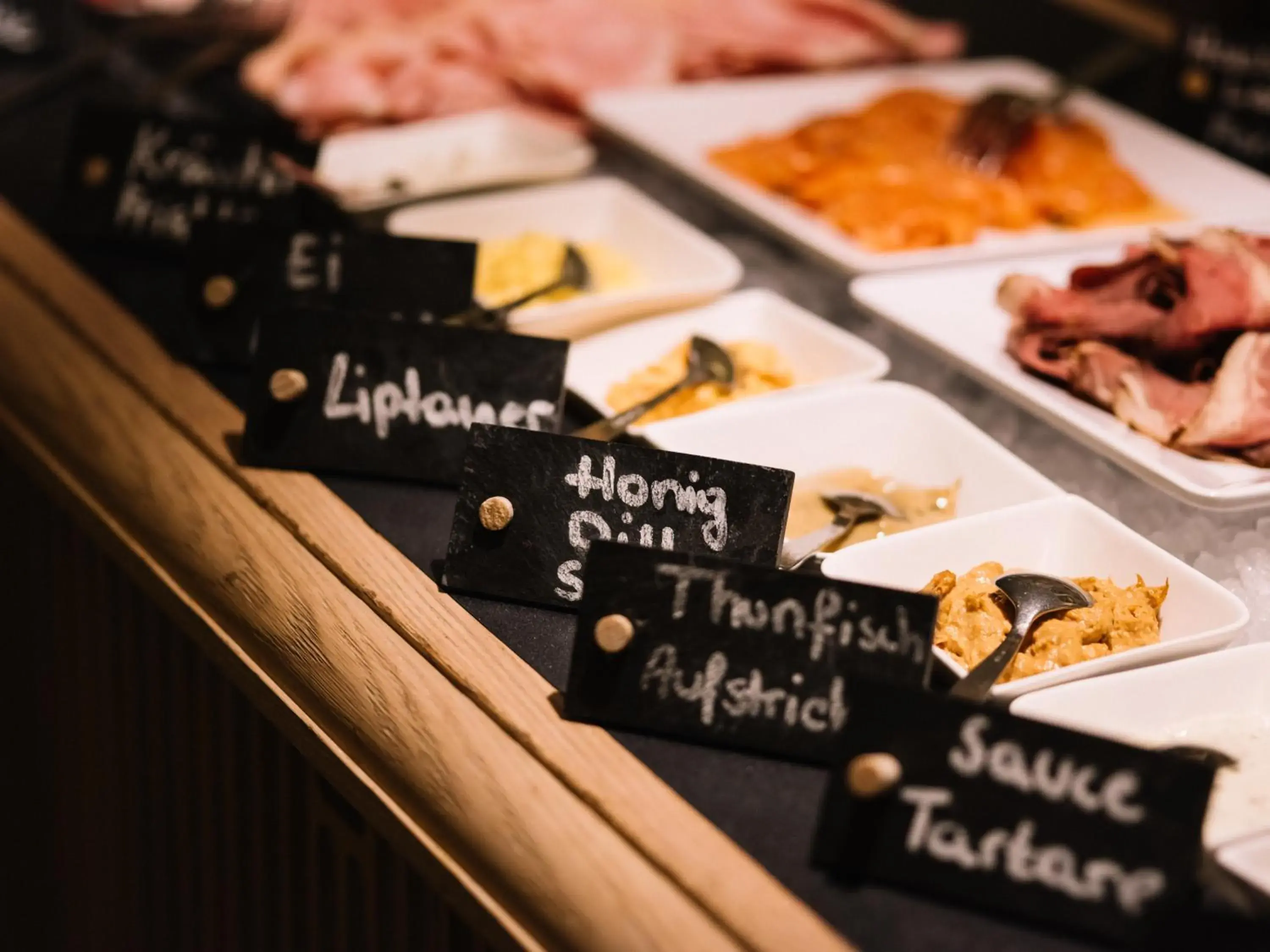 Breakfast in artHotel Blaue Gans Breakfast in artHotel Blaue Gans