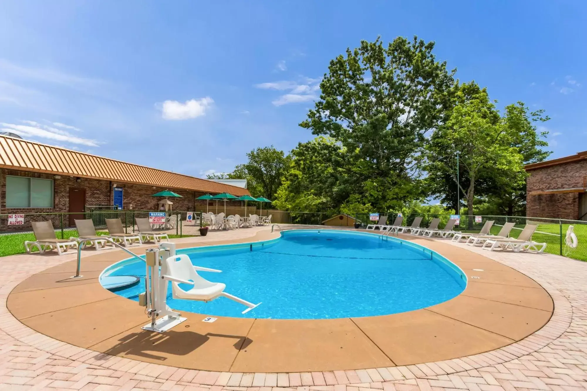 Swimming Pool in Red Lion Inn & Suites Branson