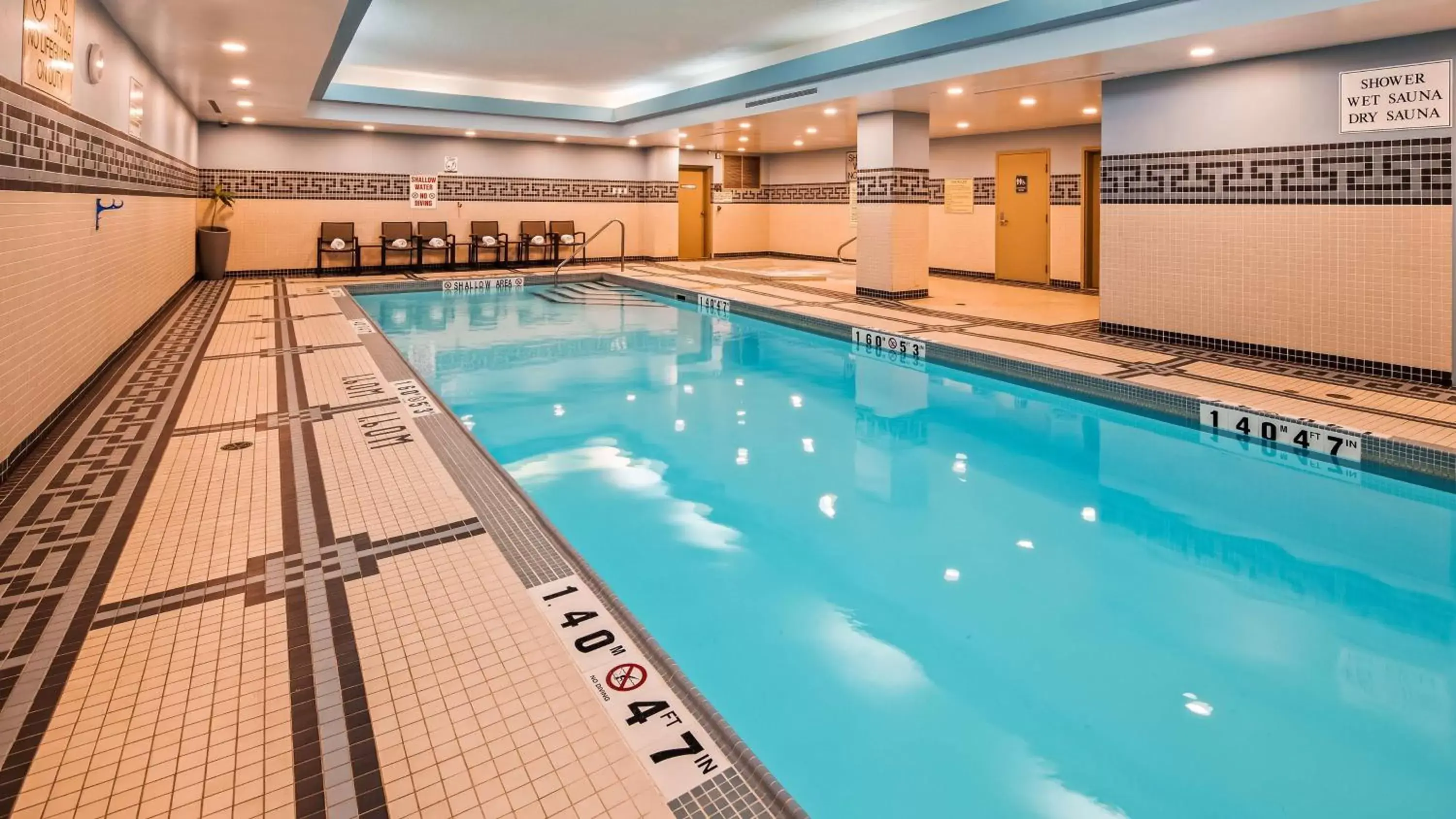 On site, Swimming Pool in Best Western Premier Toronto Airport Carlingview Hotel