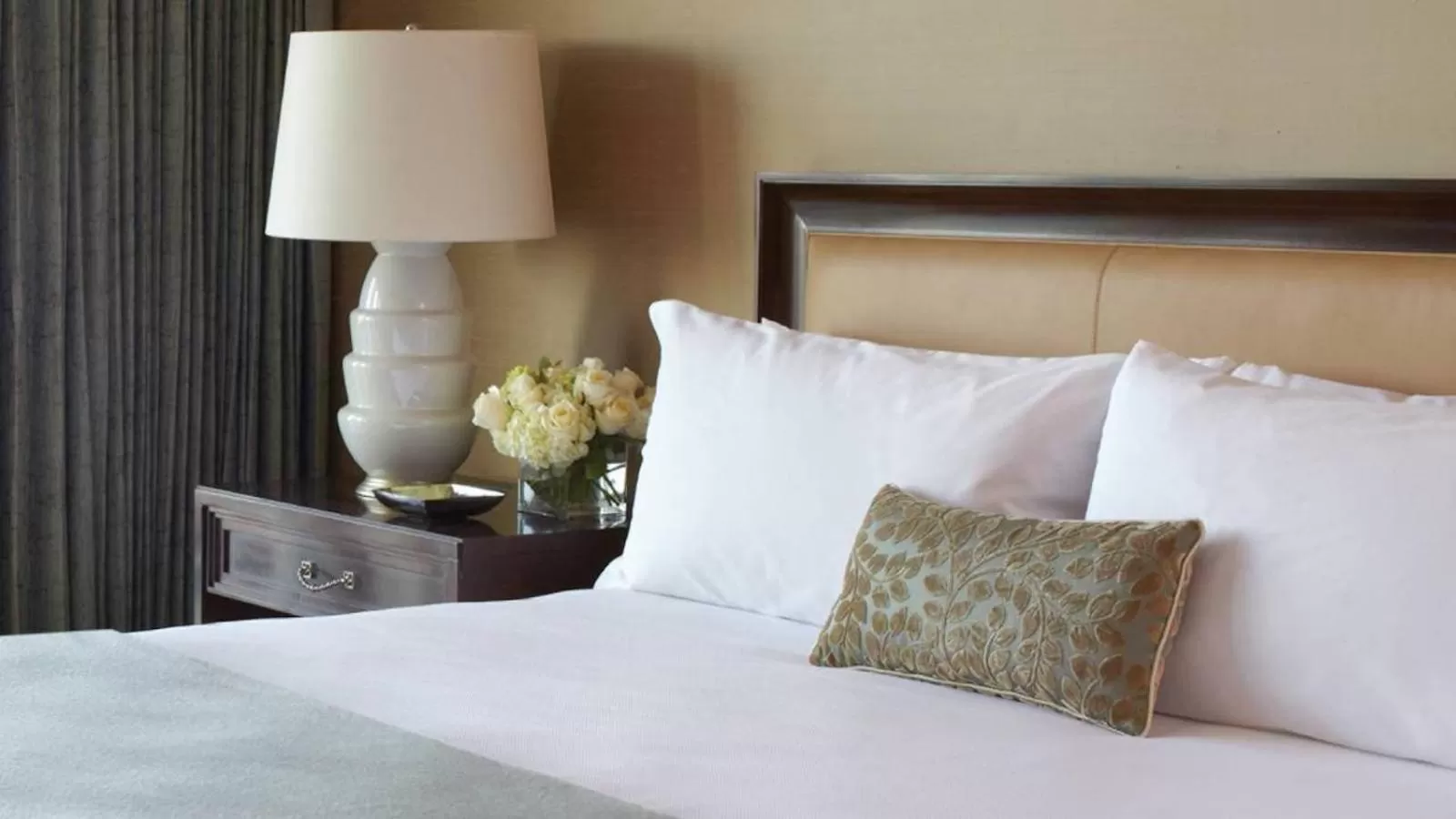 Bed in Four Seasons Baltimore