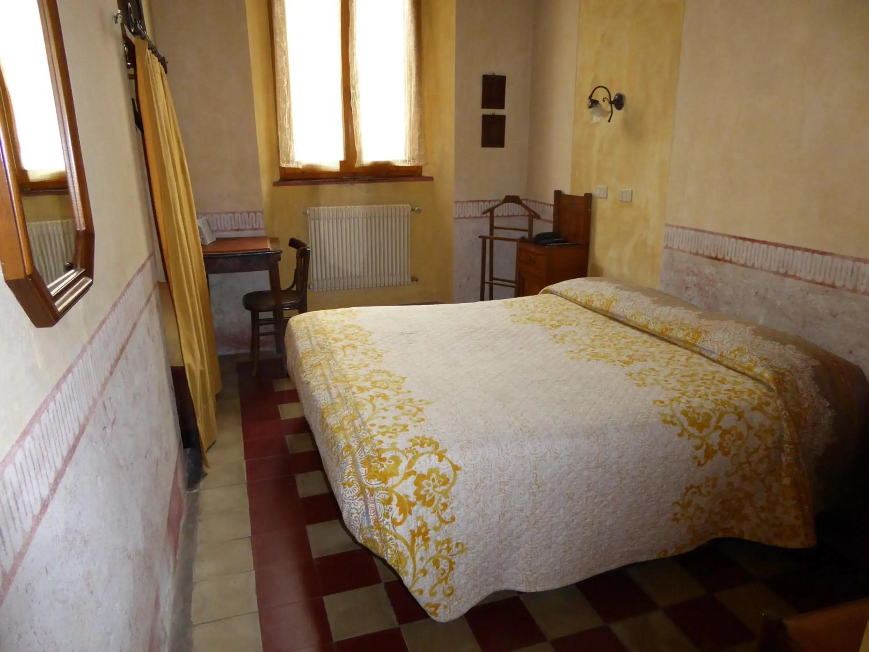 Single Room in Albergo Giulia Gonzaga