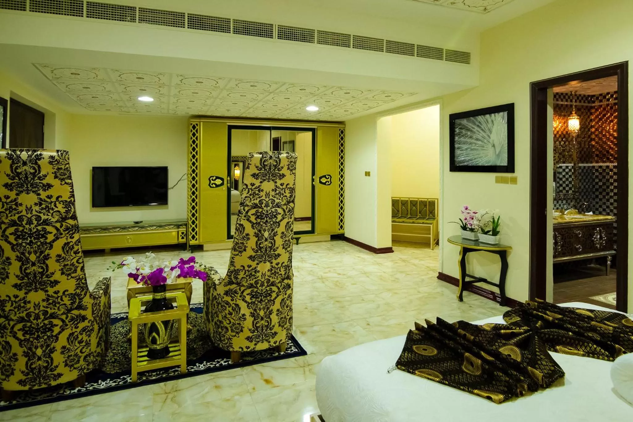 Bedroom in Madinat Al Bahr Business & Spa Hotel